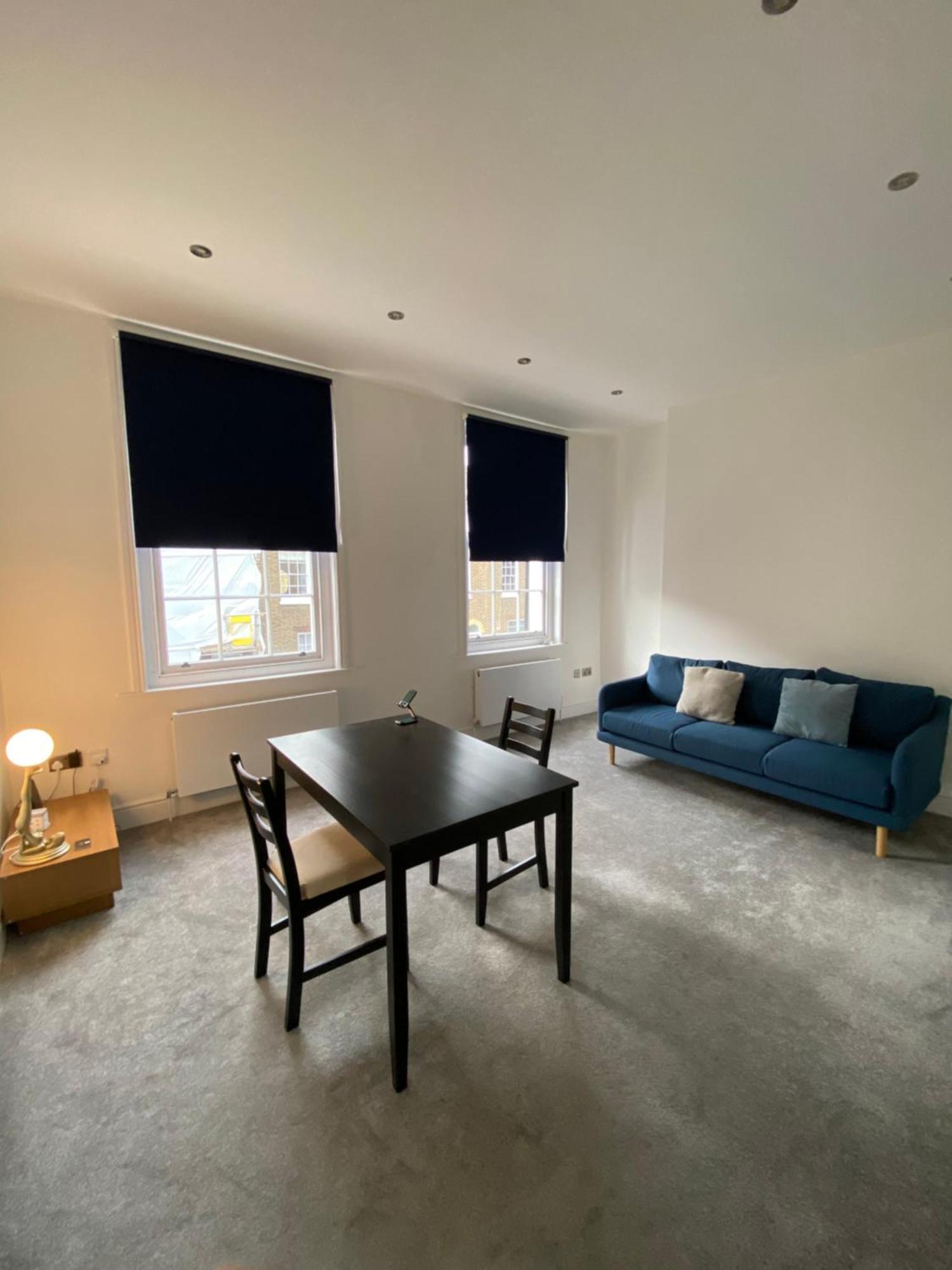 Apartment Bright & Spacious 2-Bed, 2-Bath In The Heart Of Central London - Whole Apartment London