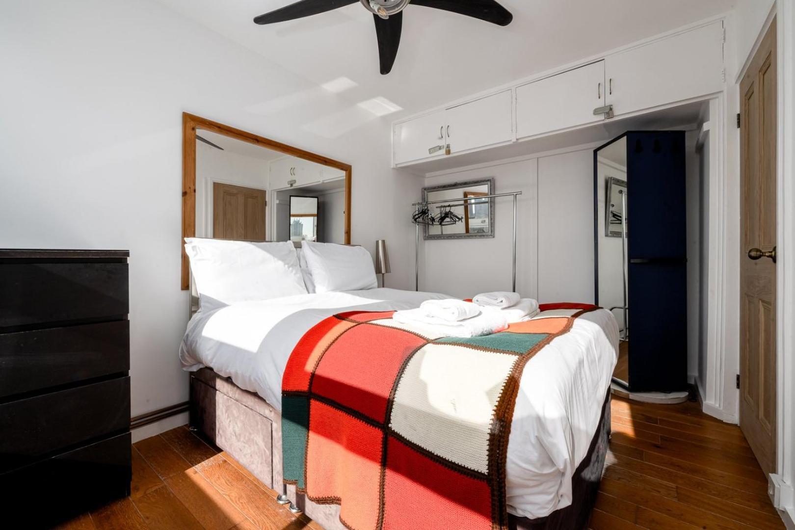 Guestready - Stylish Skyline Views,