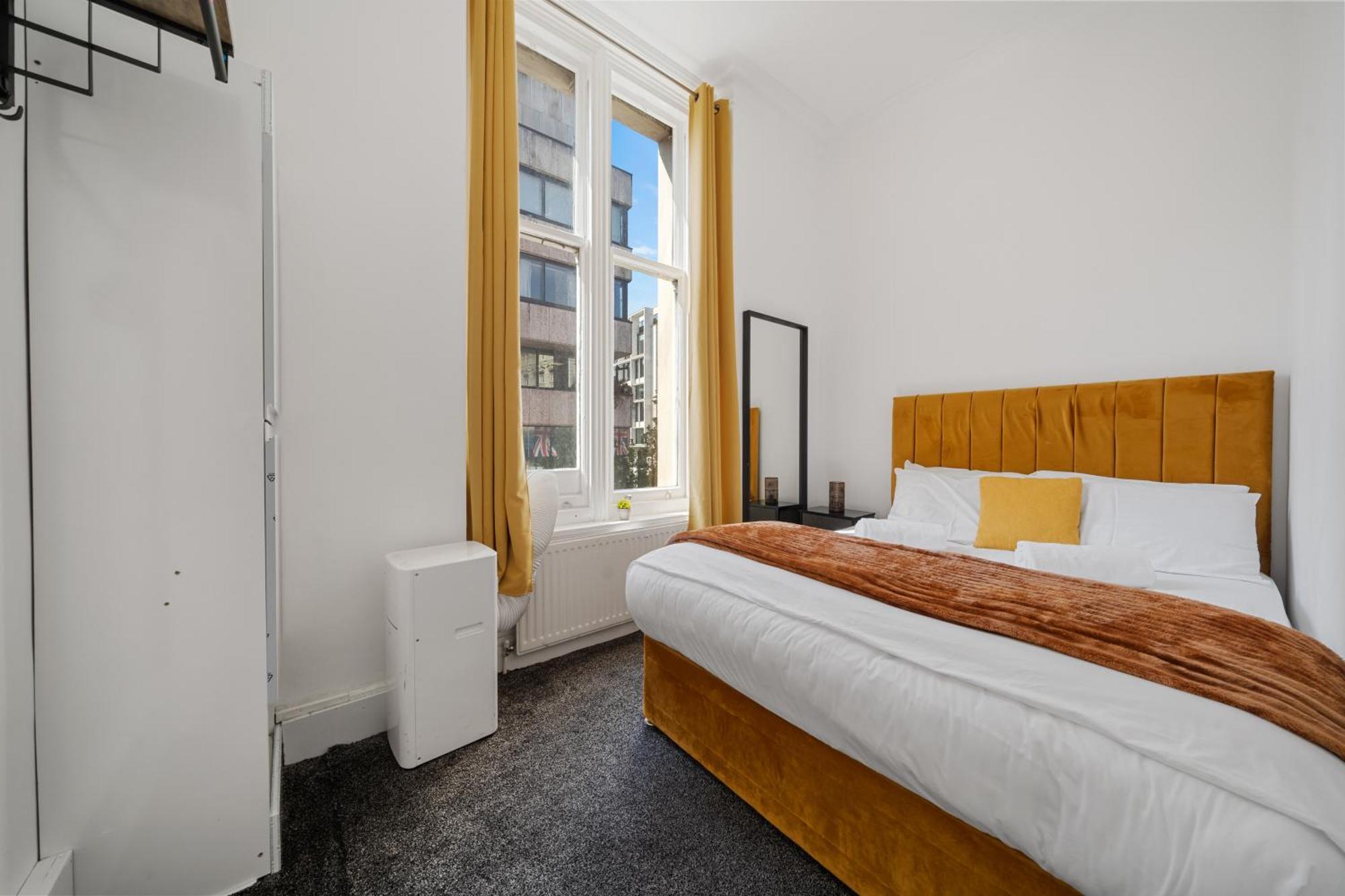 Elegant 3 Bedroom On Oxford Street Luxury Living In 2gc * London
