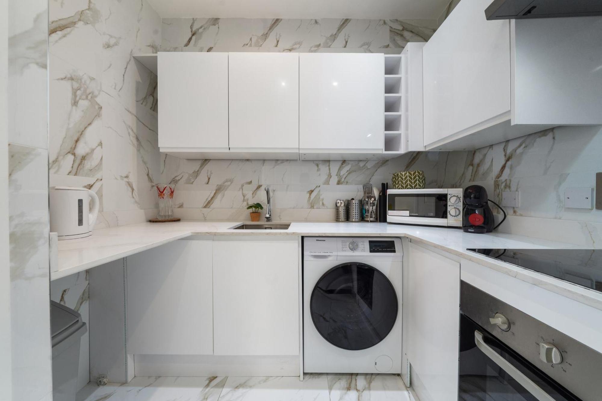Apartment Elegant 3 Bedroom On Oxford Street Luxury Living In 2gc London