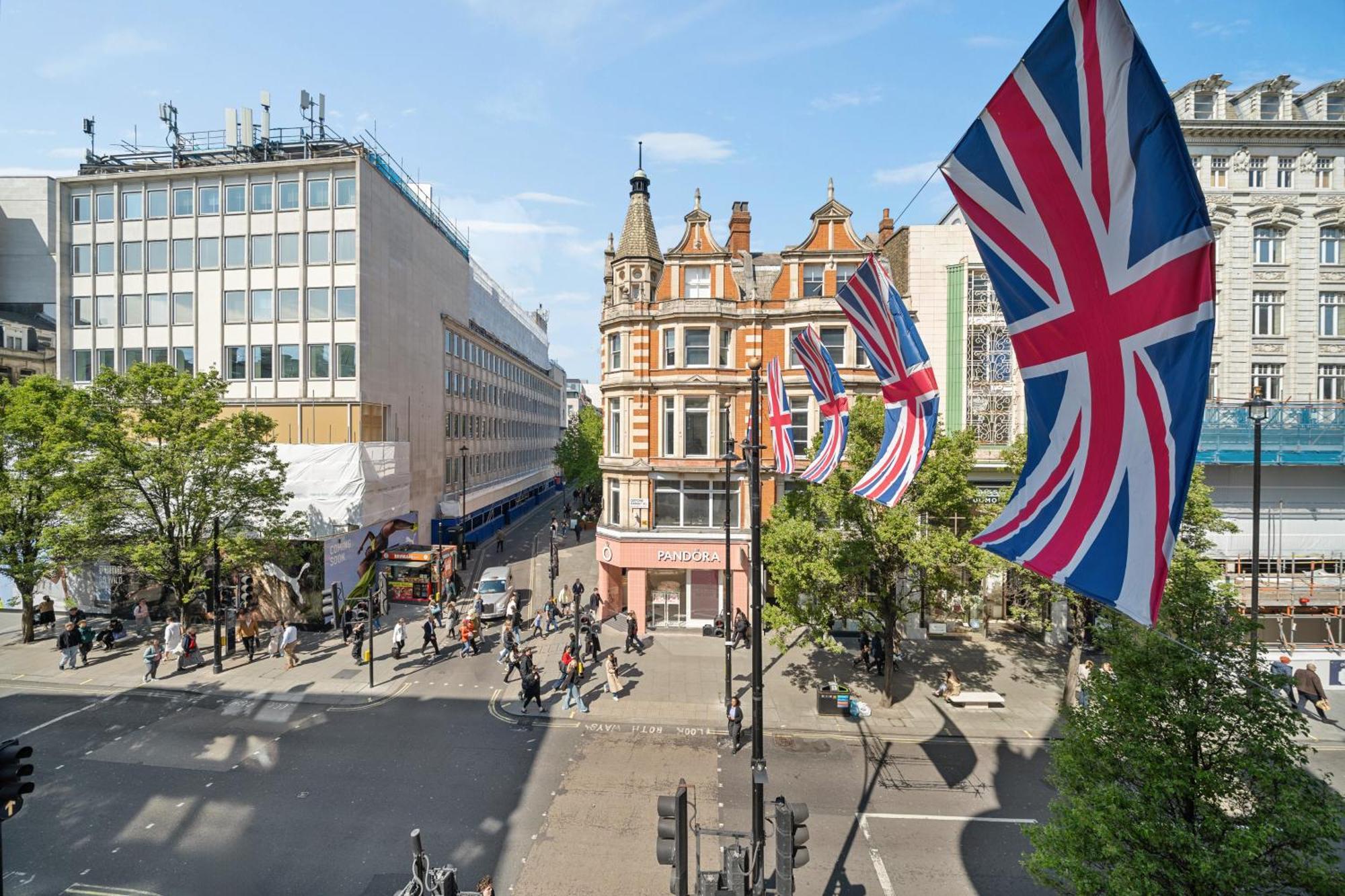 Apartment Elegant 3 Bedroom On Oxford Street Luxury Living In 2gc