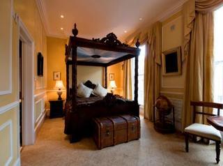 Lord Milner Guest house