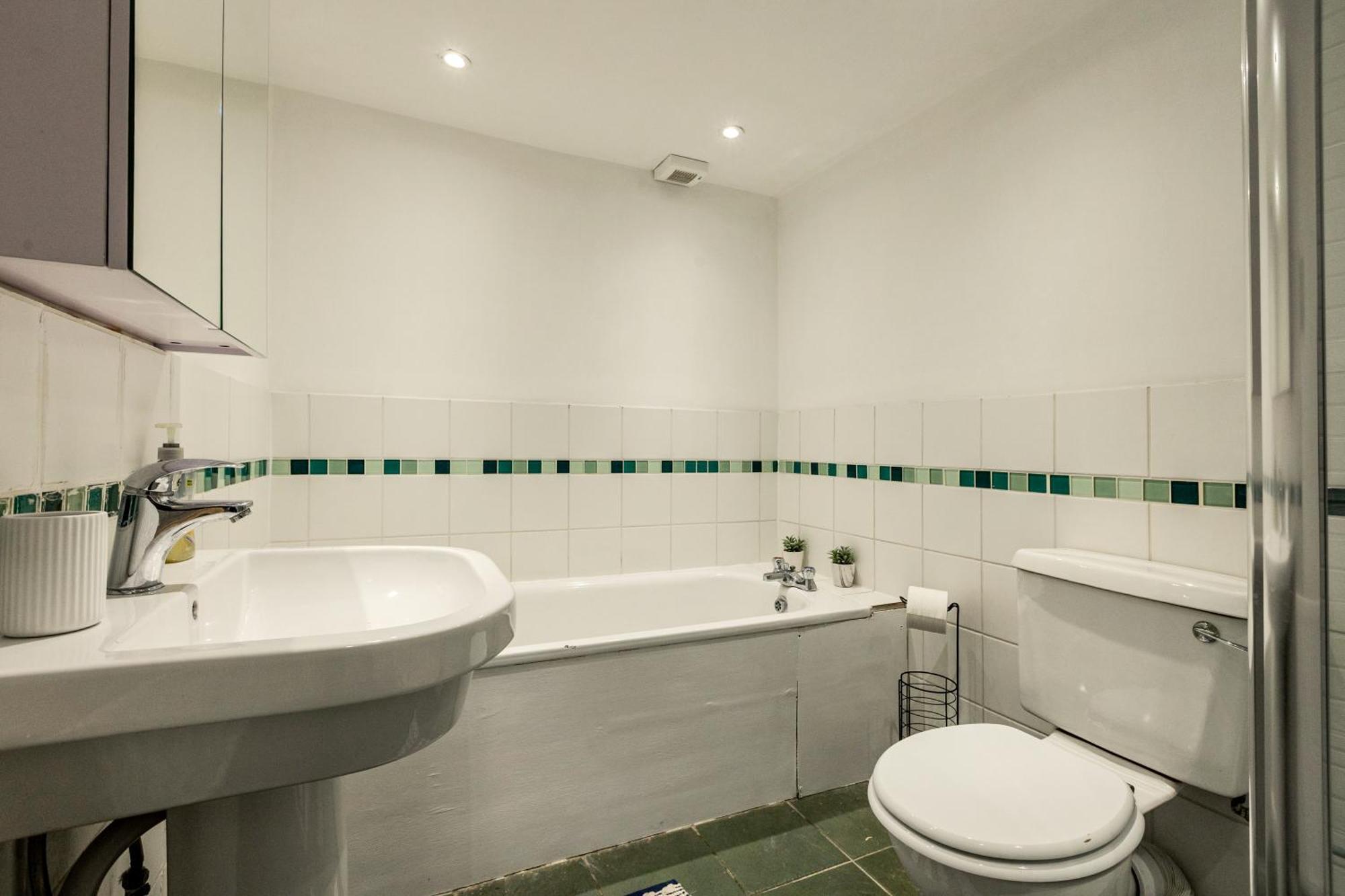 Apartment 1br Flat Near River Thames, 9min Hammersmith Tube