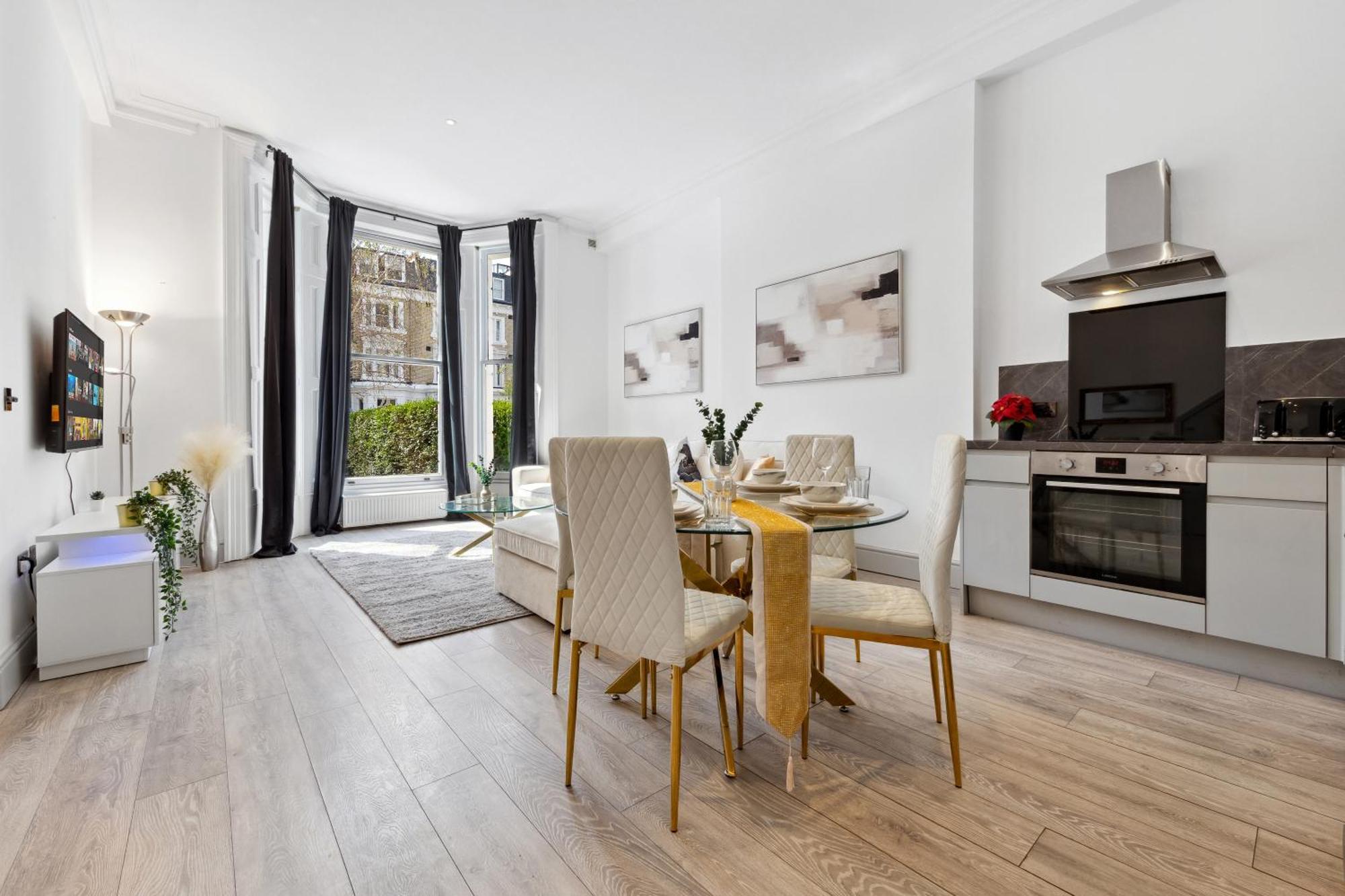 Minimalist Luxe 2br Designer Retreat In Prime Kensington For 6 Next To Station Harrods Apartment London