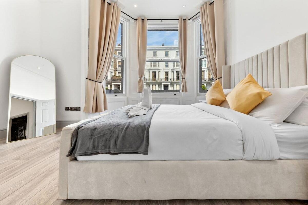 Minimalist Luxe 2br Designer Retreat In Prime Kensington For 6 Next To Station Harrods Apartment *