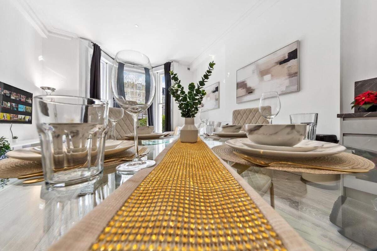 Minimalist Luxe 2br Designer Retreat In Prime Kensington For 6 Next To Station Harrods Apartment