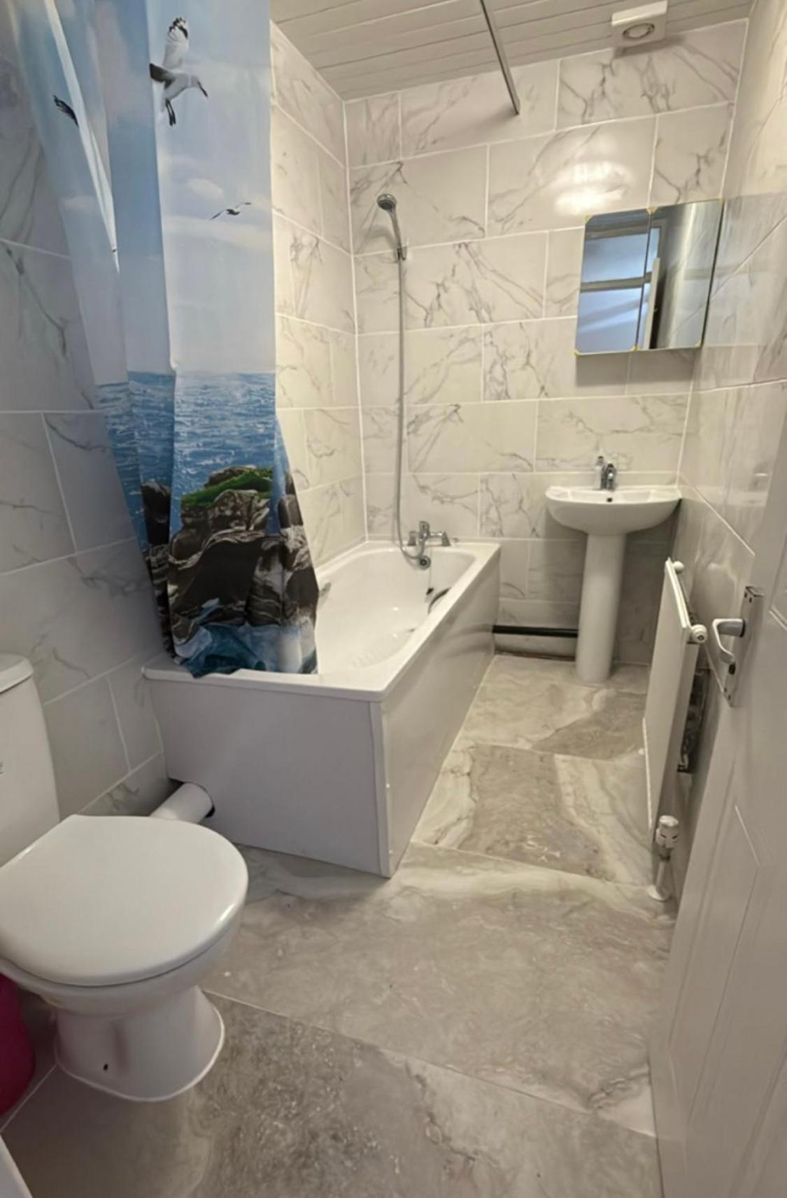 Homestay 10a Saint Marys Road London