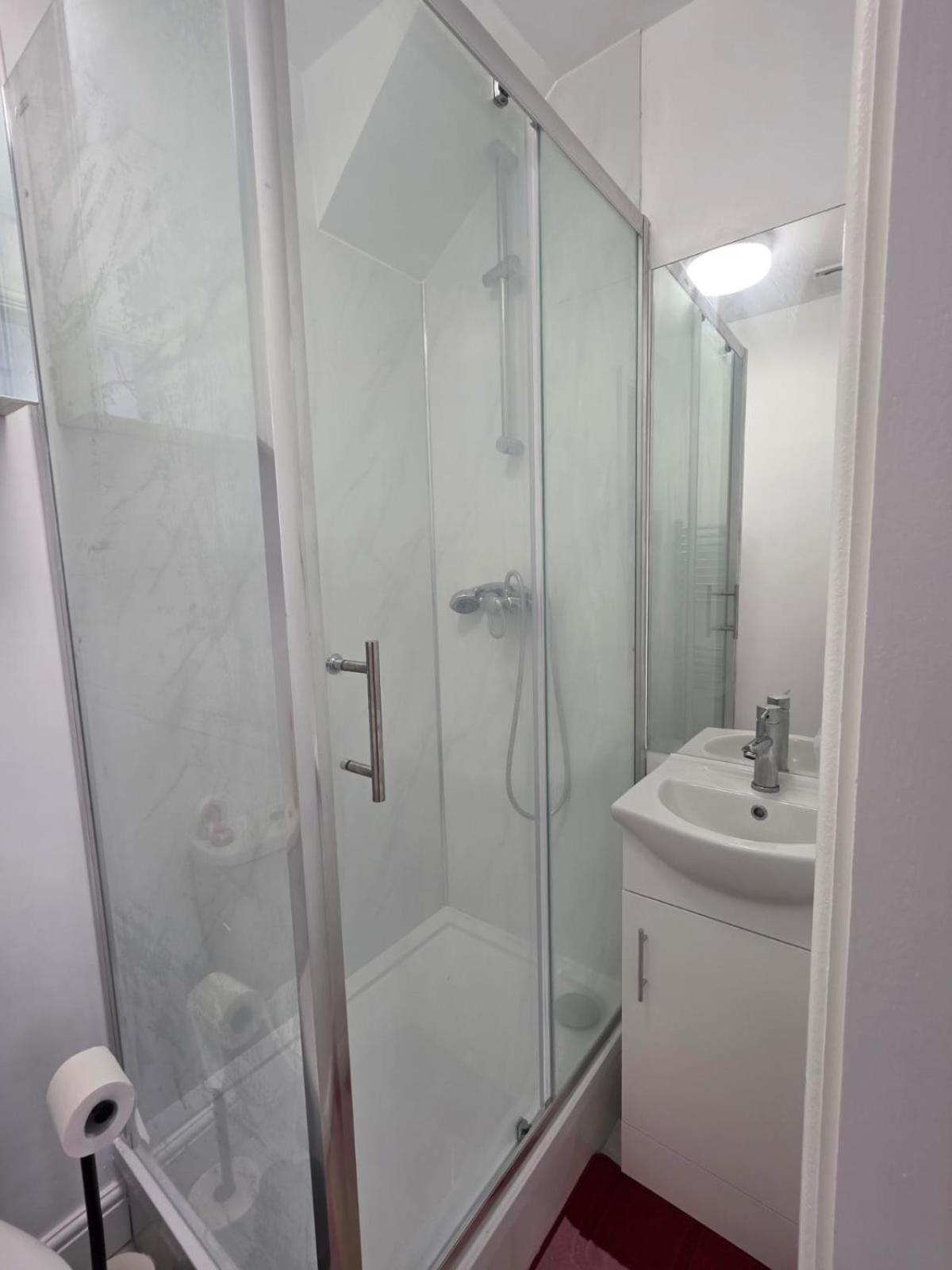 Guest house Dorset House At Upton Park London