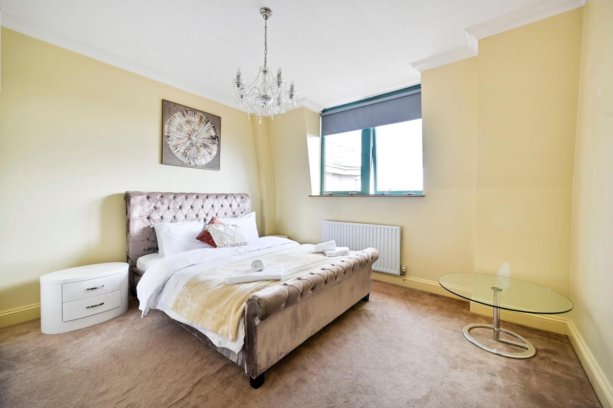 Stylish Kilburn Escape - Boutique Living In Apartment London