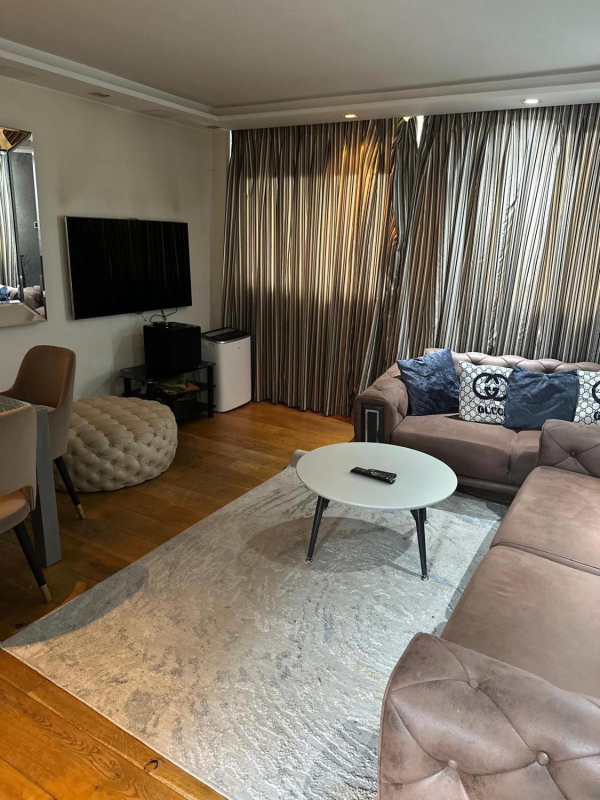 Apartment Oxford Street Two Bedroom Luxury London