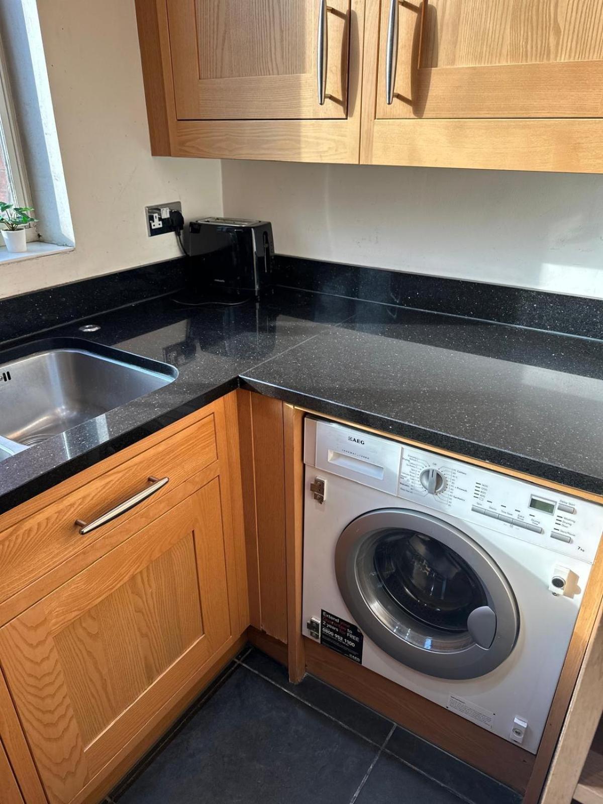Oxford Street Two Bedroom Luxury *
