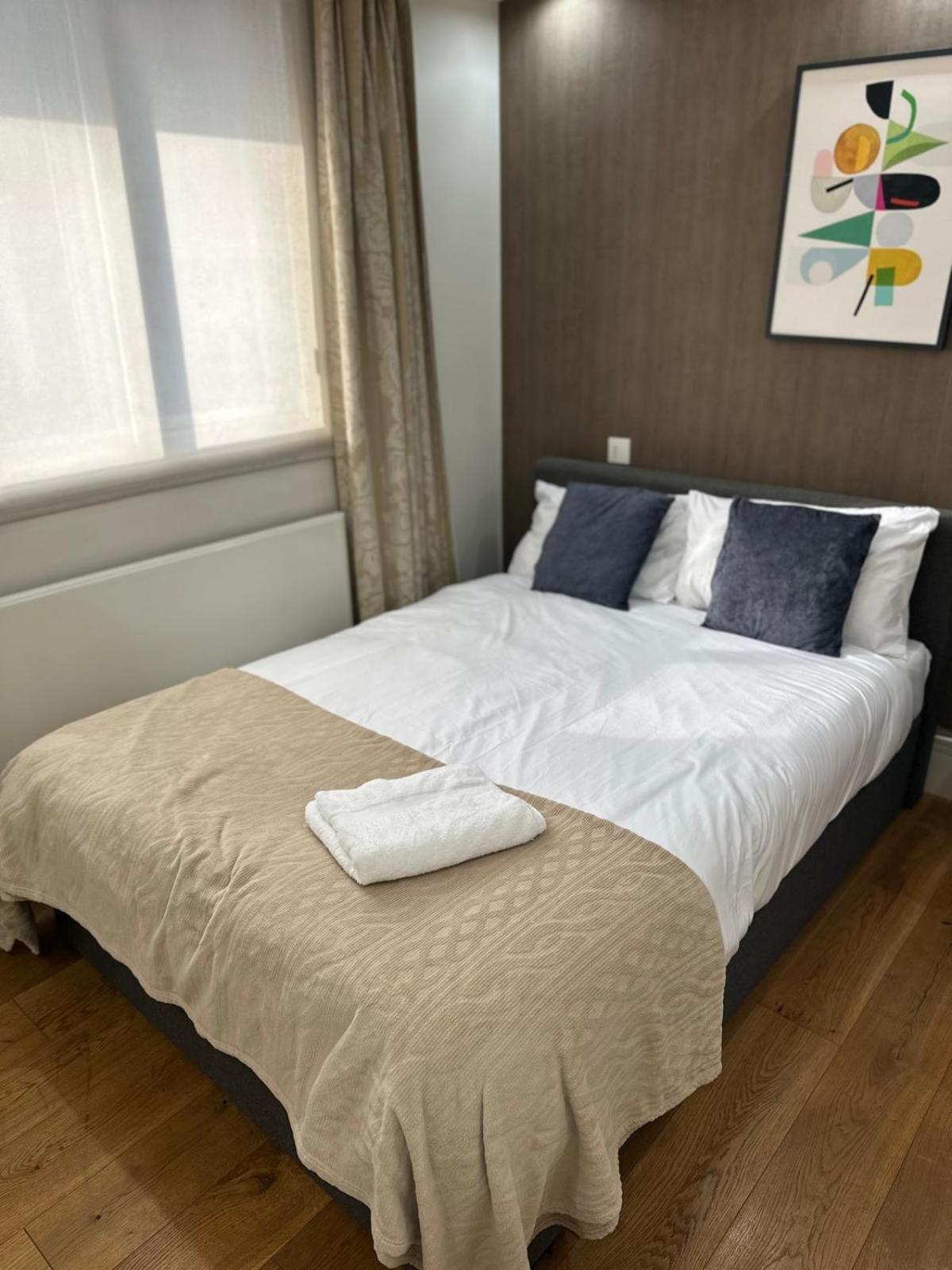 Apartment Oxford Street Two Bedroom Luxury *
