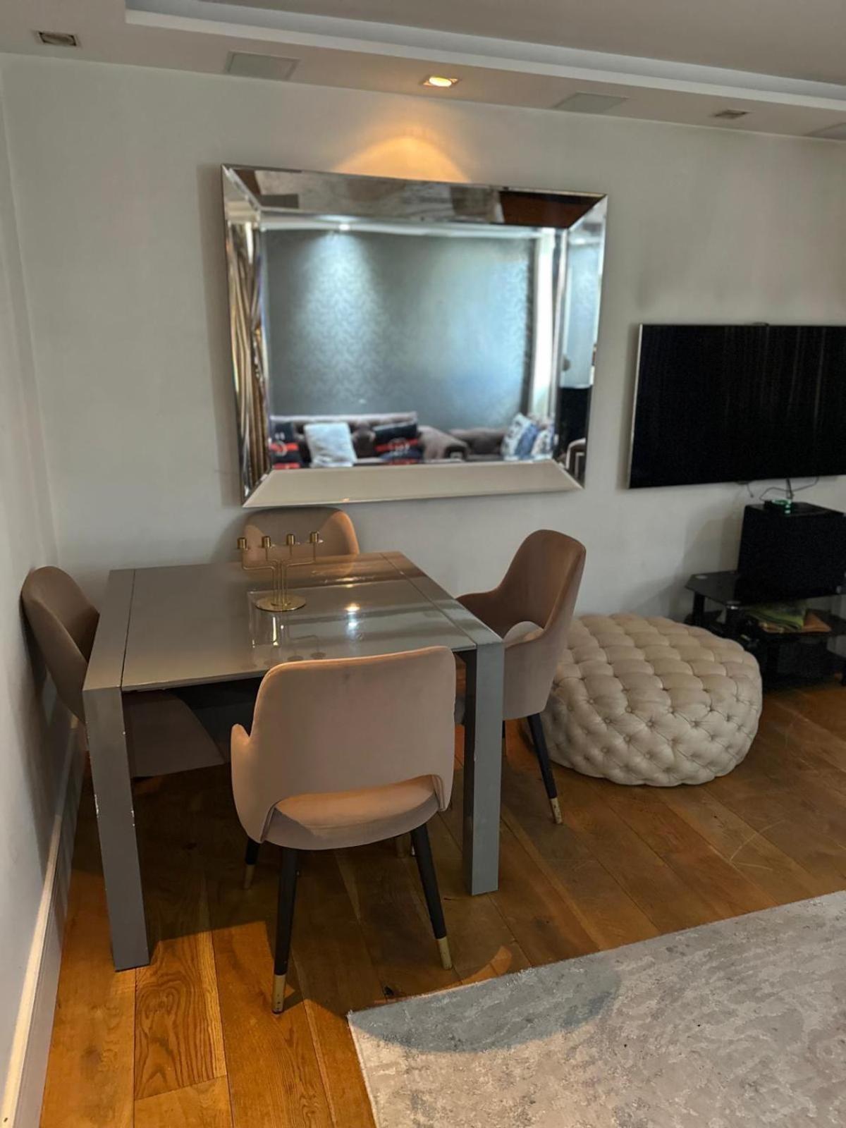 Oxford Street Two Bedroom Luxury Apartment London