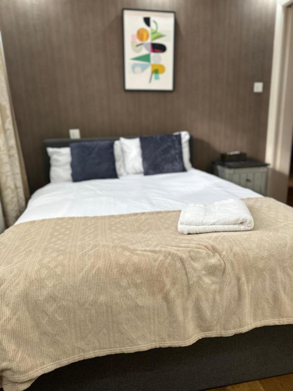 Oxford Street Two Bedroom Luxury Apartment London