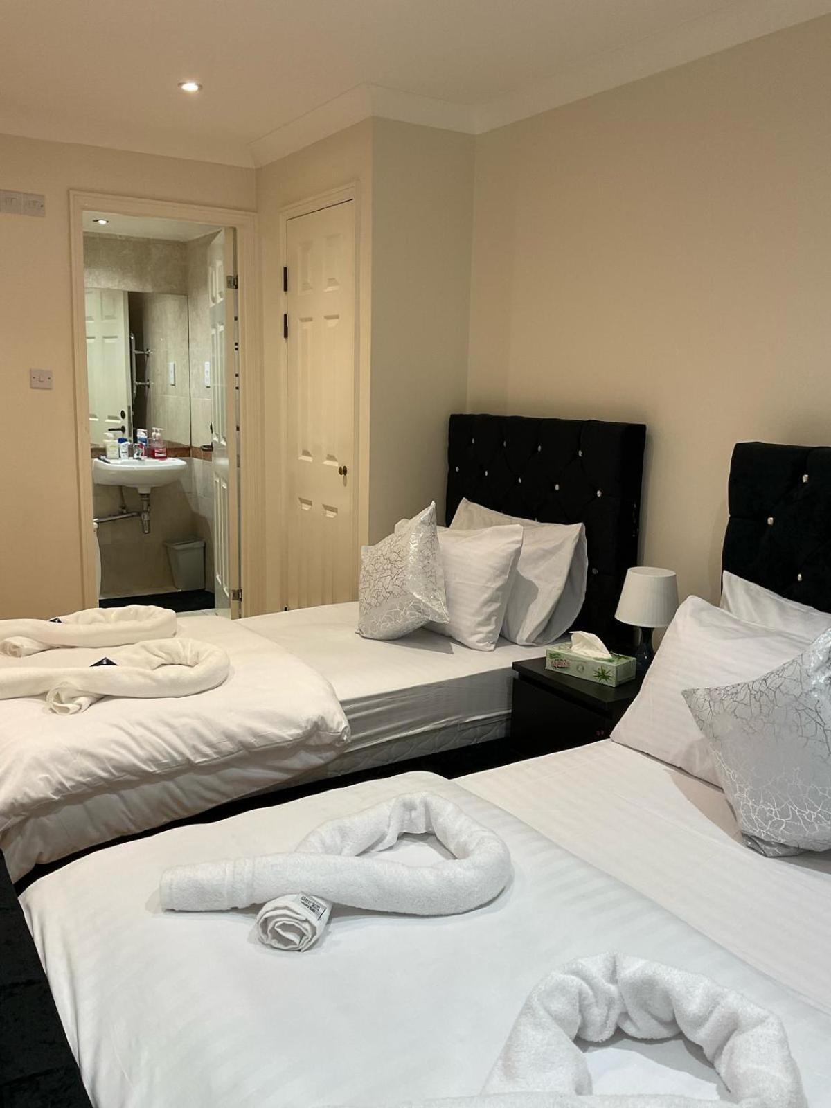 2 Bedroom Flat With 24 7 Security And Concierge