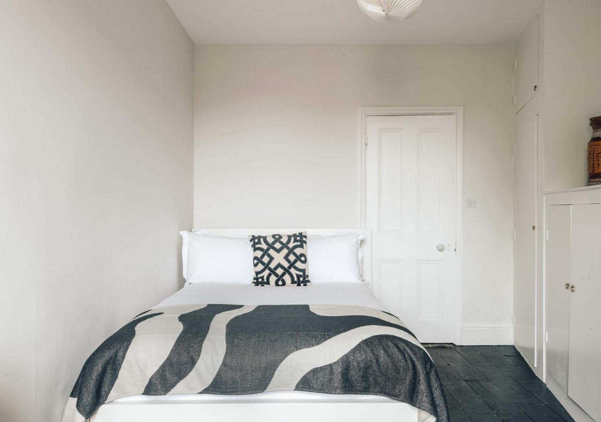 The Egerton - Serviced Apartment