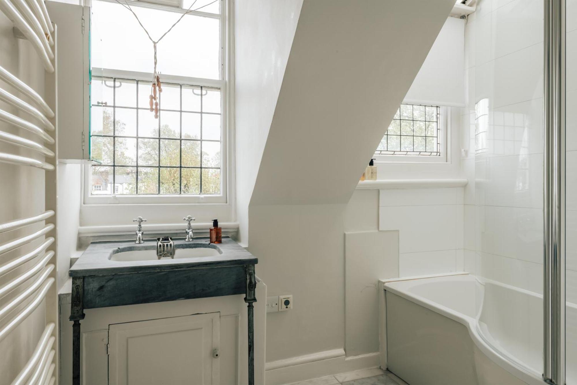The Egerton - Serviced Apartment *