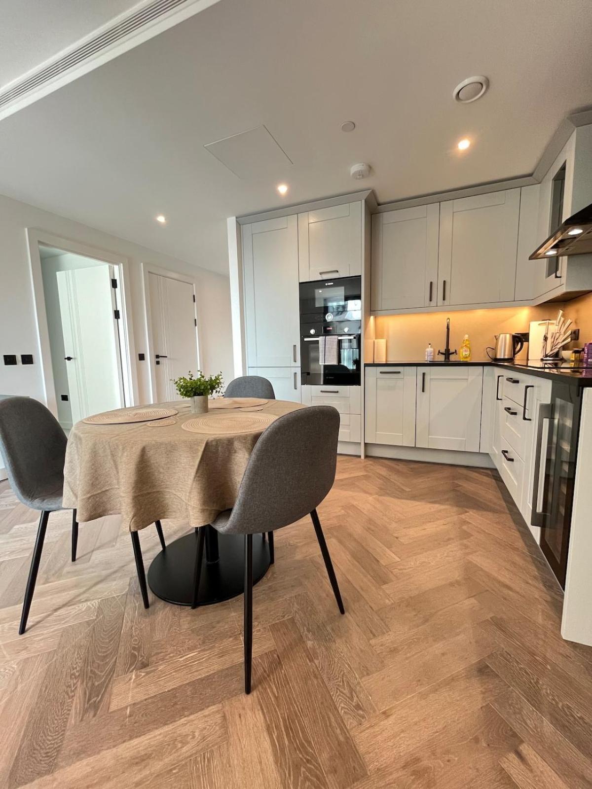 Luxury 1bd Wapping Holiday home *