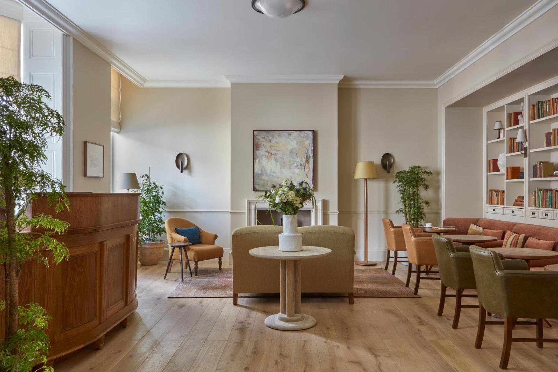 Hotel Miiro Templeton Garden London