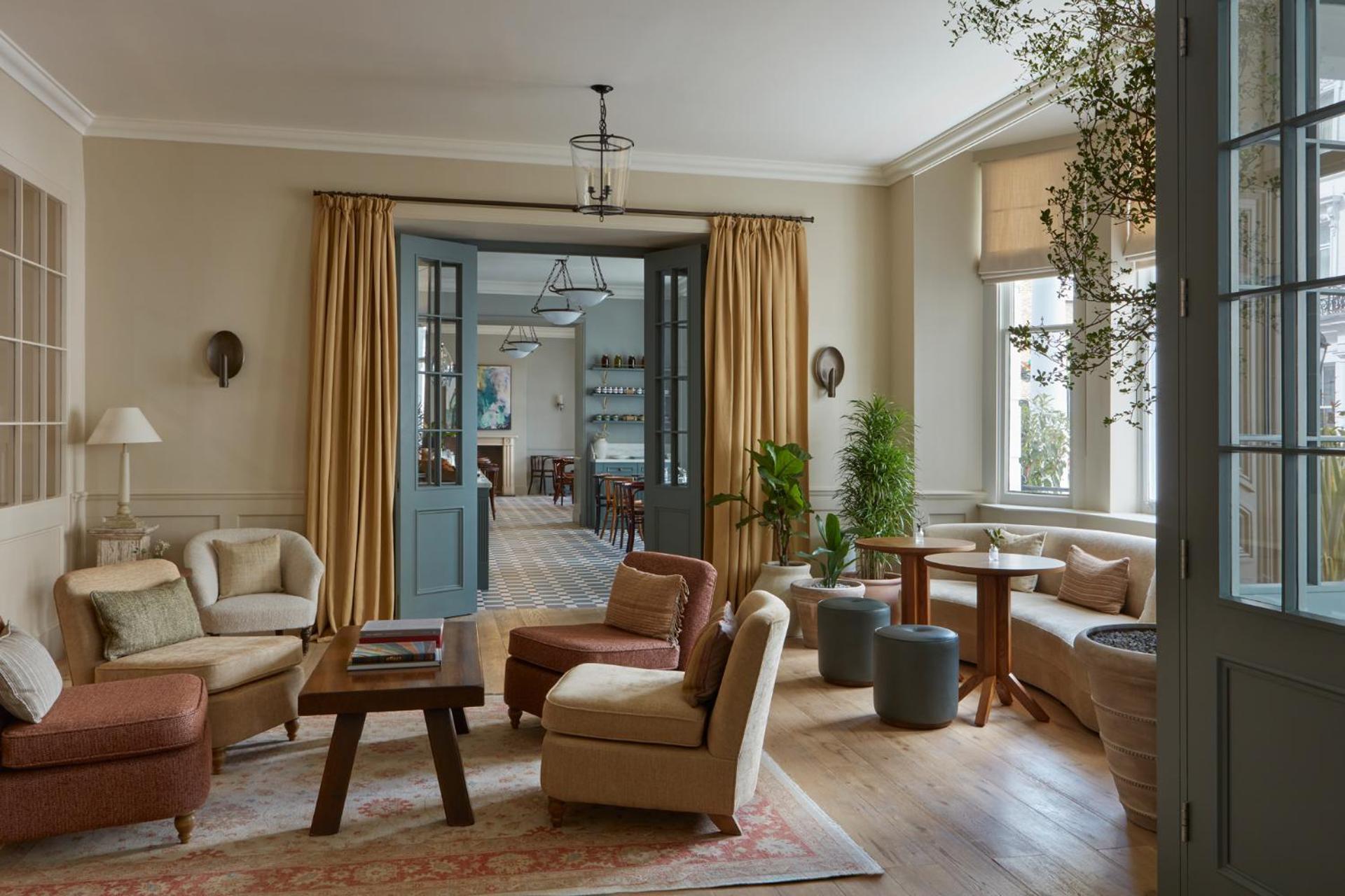 Miiro Templeton Garden 4*