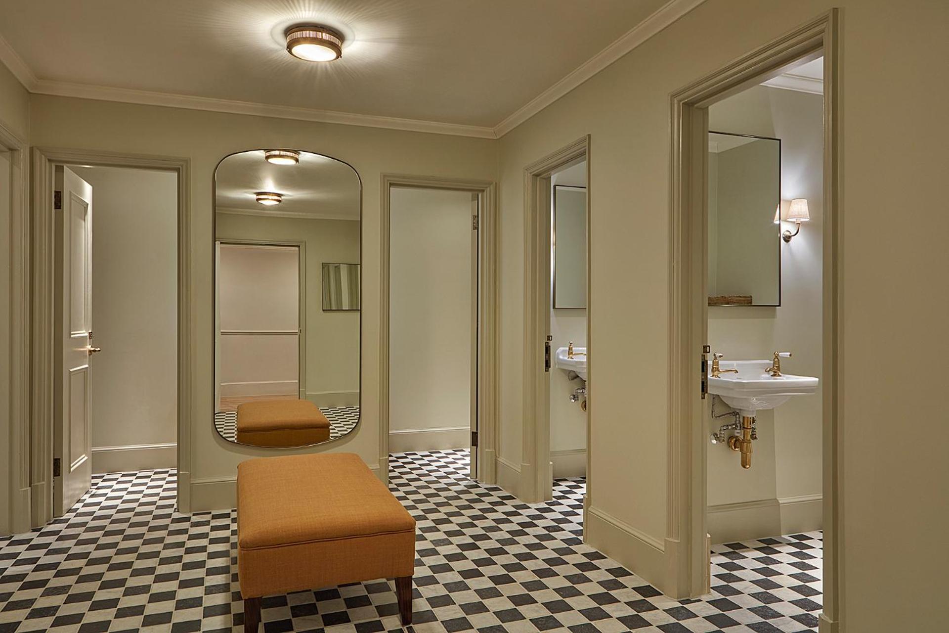Miiro Templeton Garden 4* London