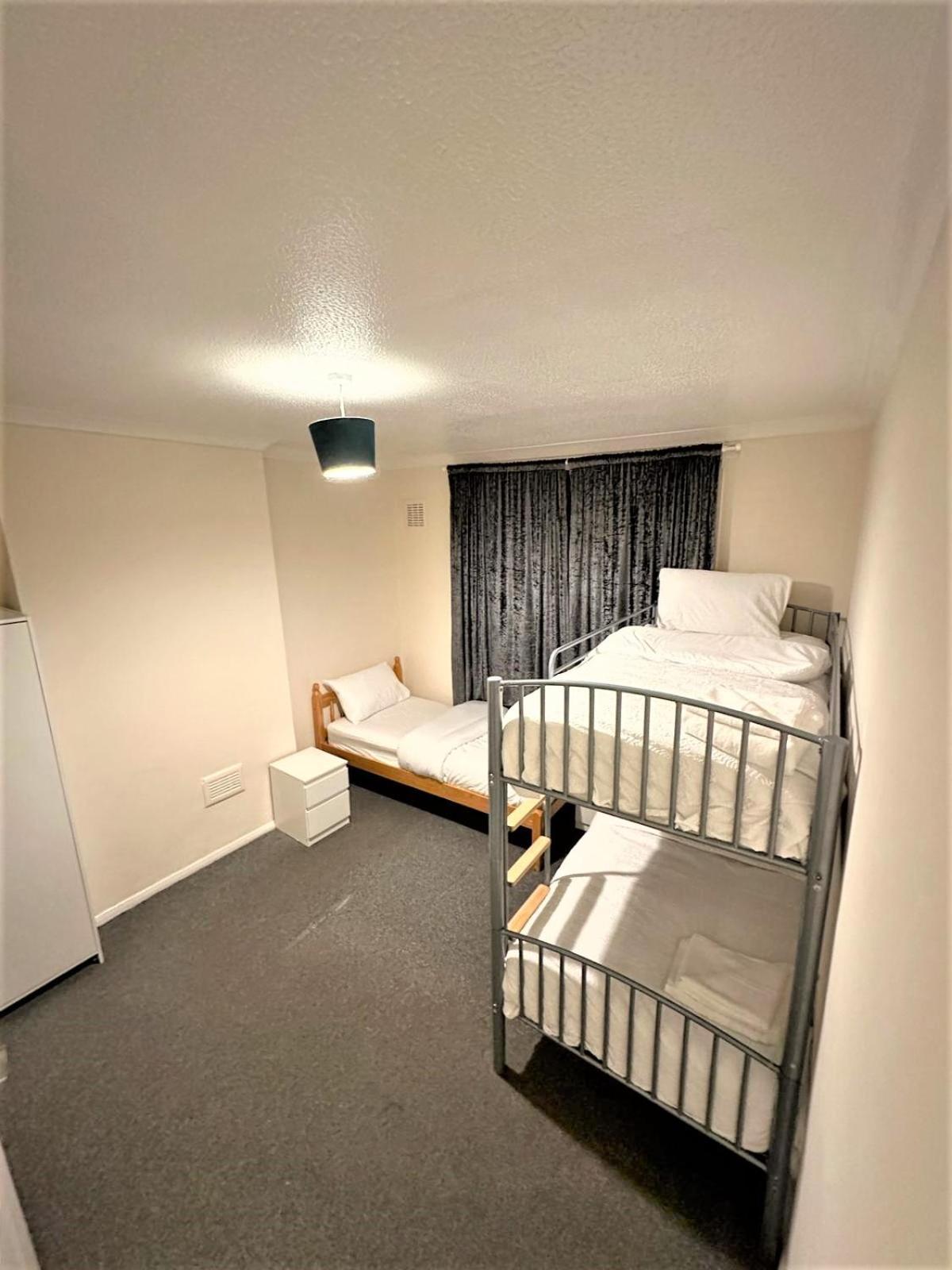 Beautiful Two Bedroom Near O2 Arena Apartamento