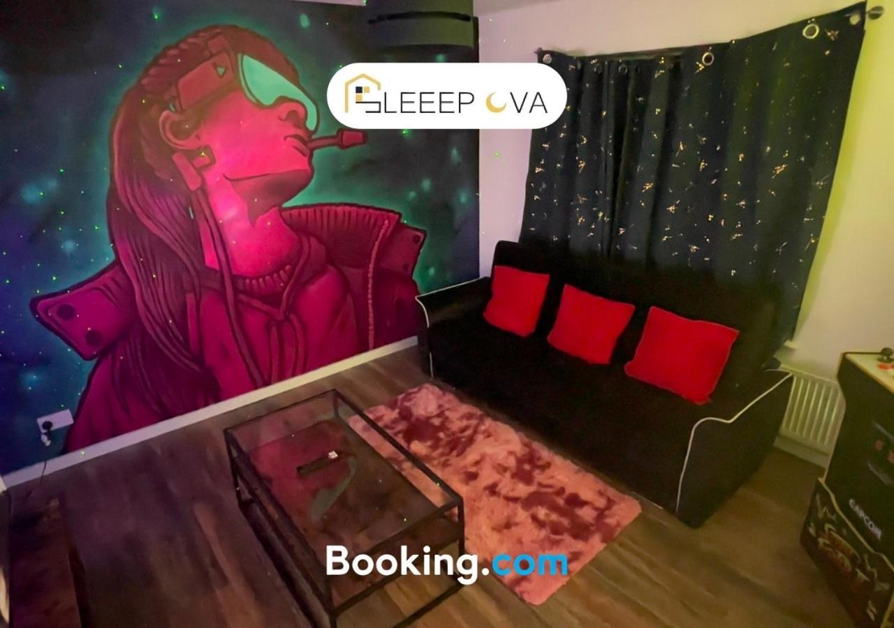 Apartment Luxury Haven: Spacious 2-bedroom Serviced Flat For Families & Business