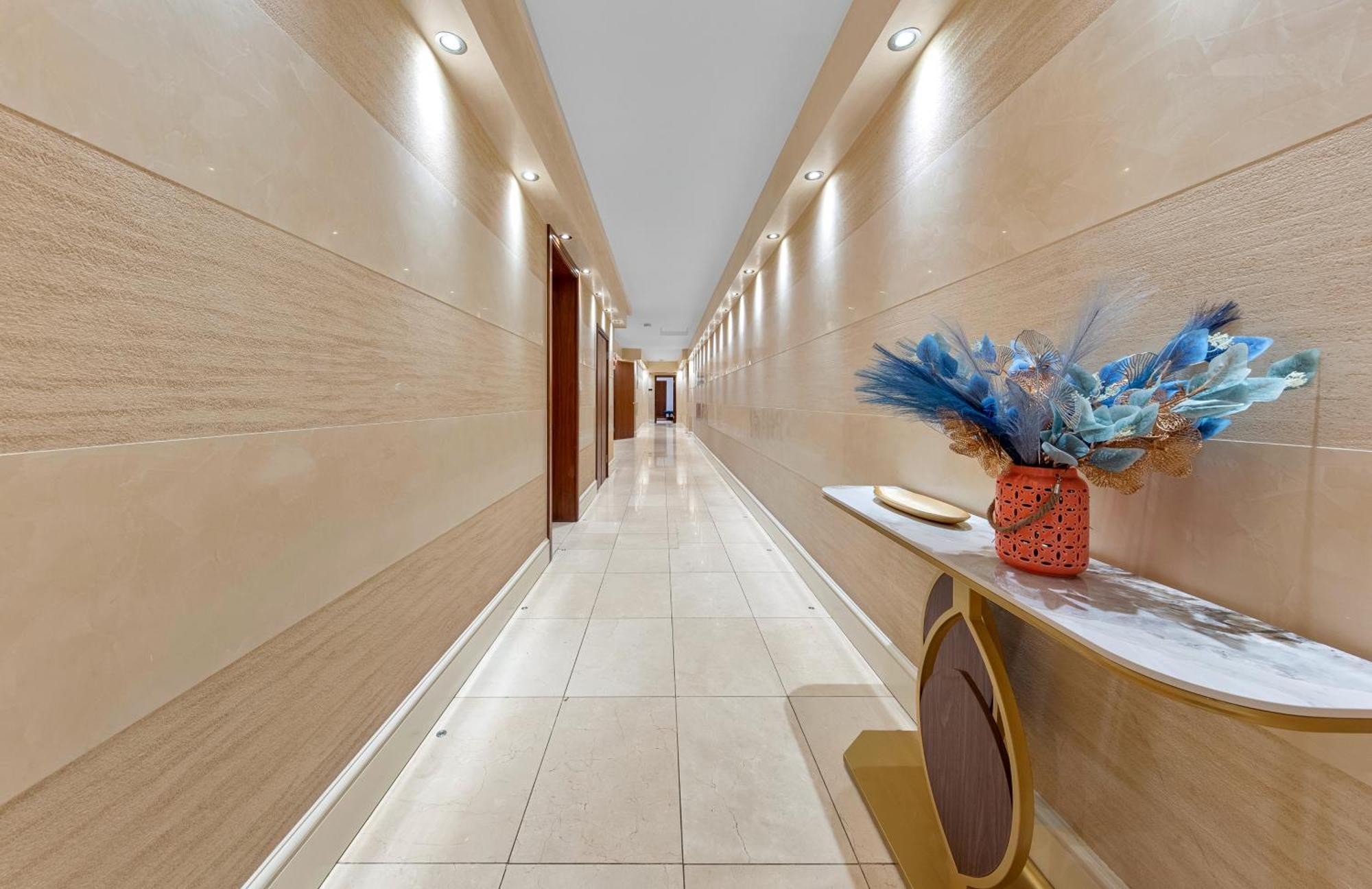 Apartamento 250 Sqm Mega Mansion