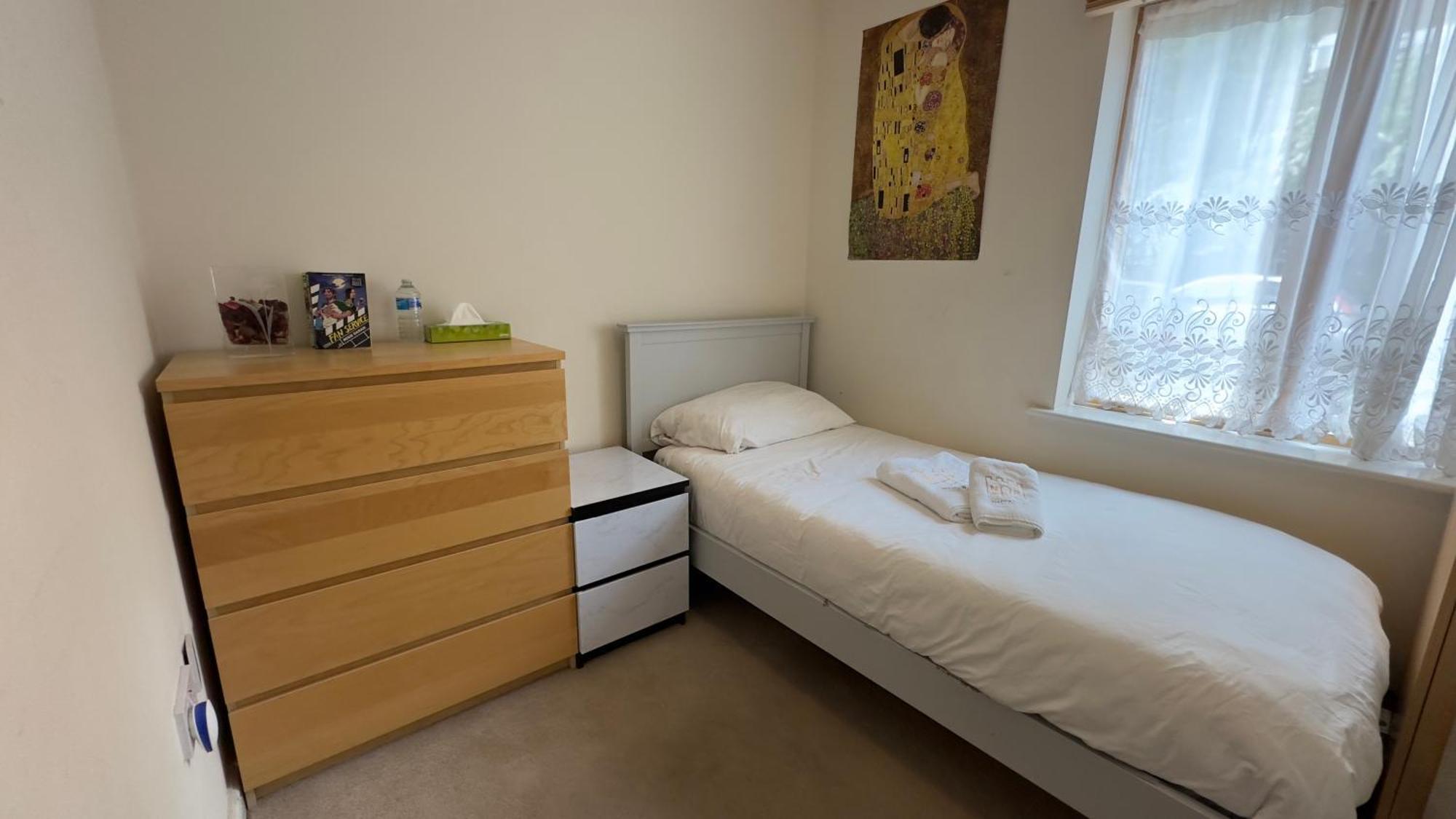 Guest house Napcastle Caledonian Park London
