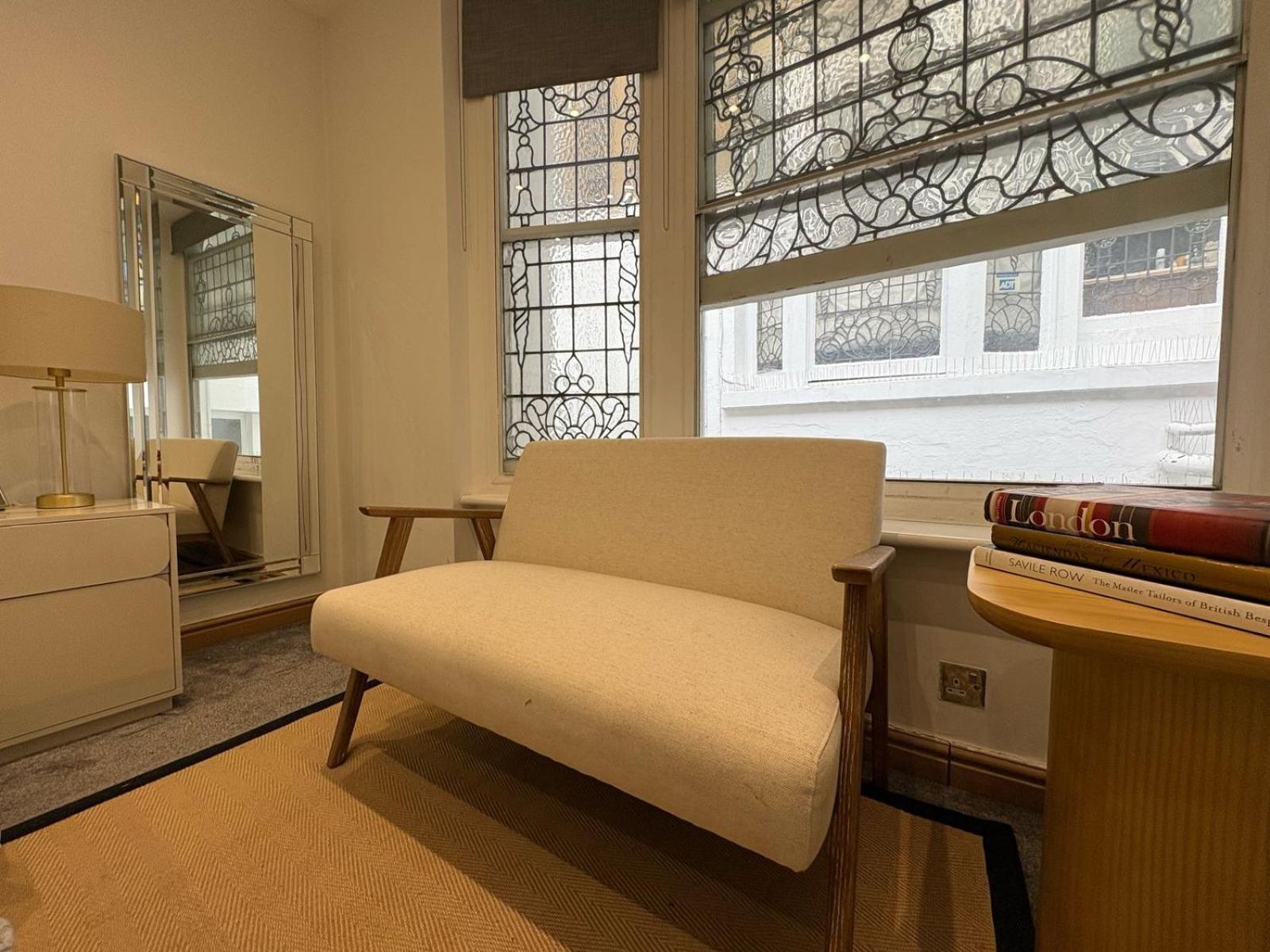 Estatesmen Mayfair Bond Street Flat *