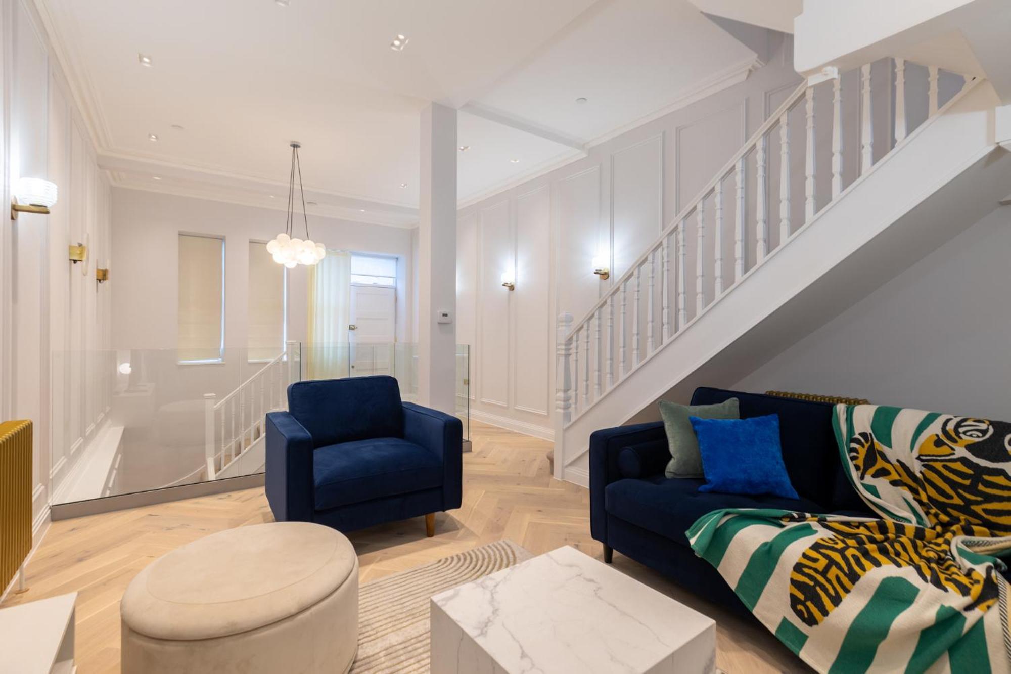 Apartment Kula Bridge London