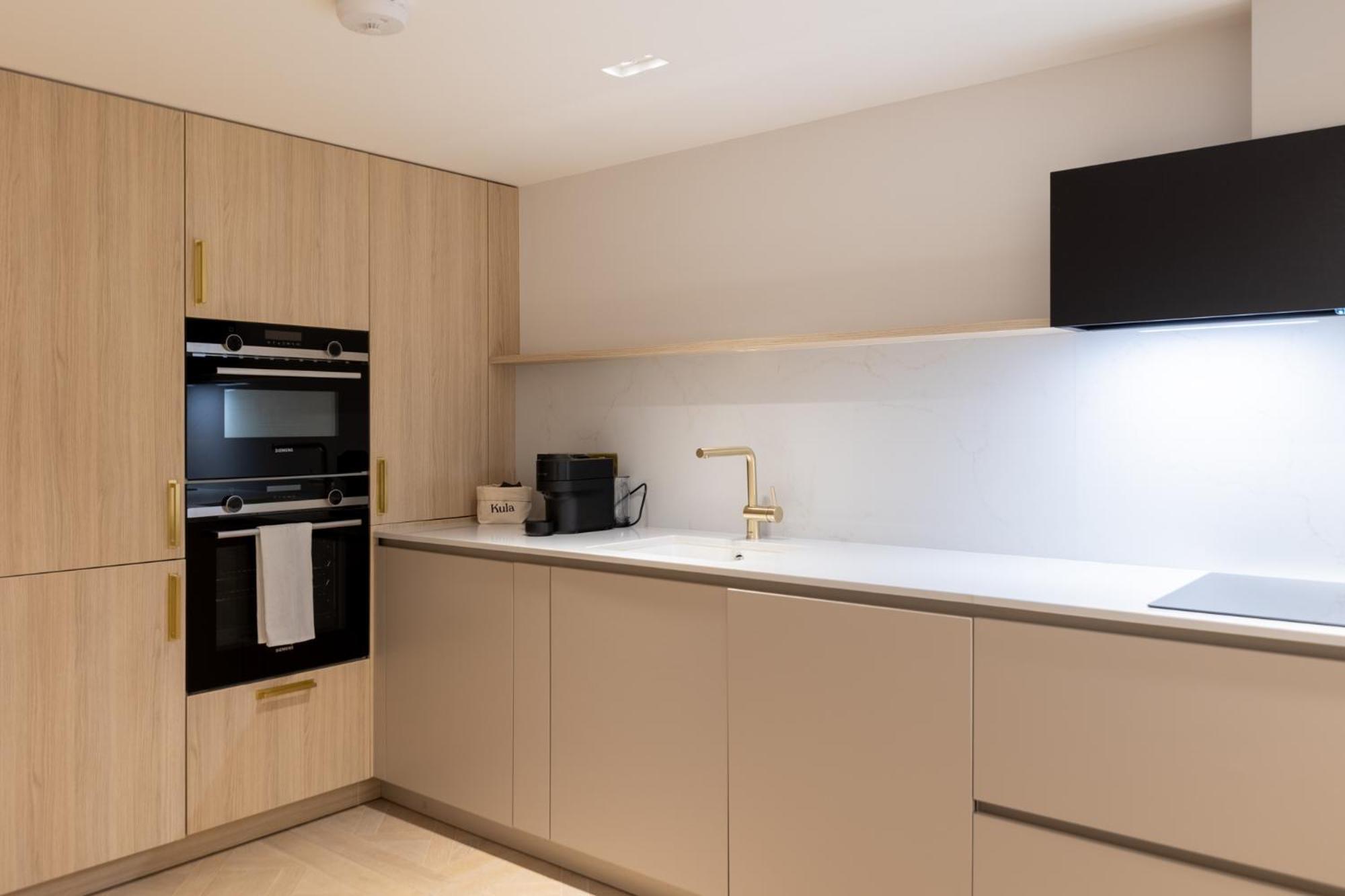 Kula Bridge Apartment *
