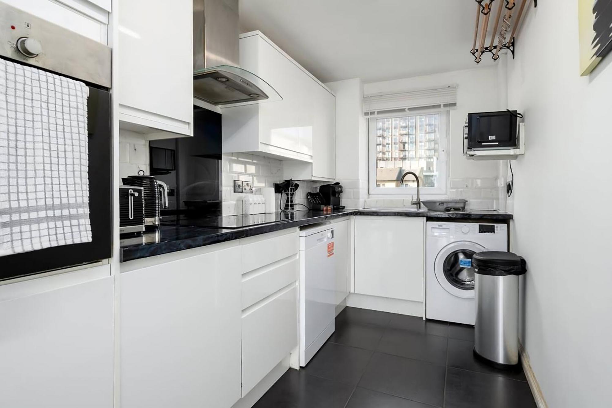 Luxury Two Bedroom River View In Canary Wharf * London