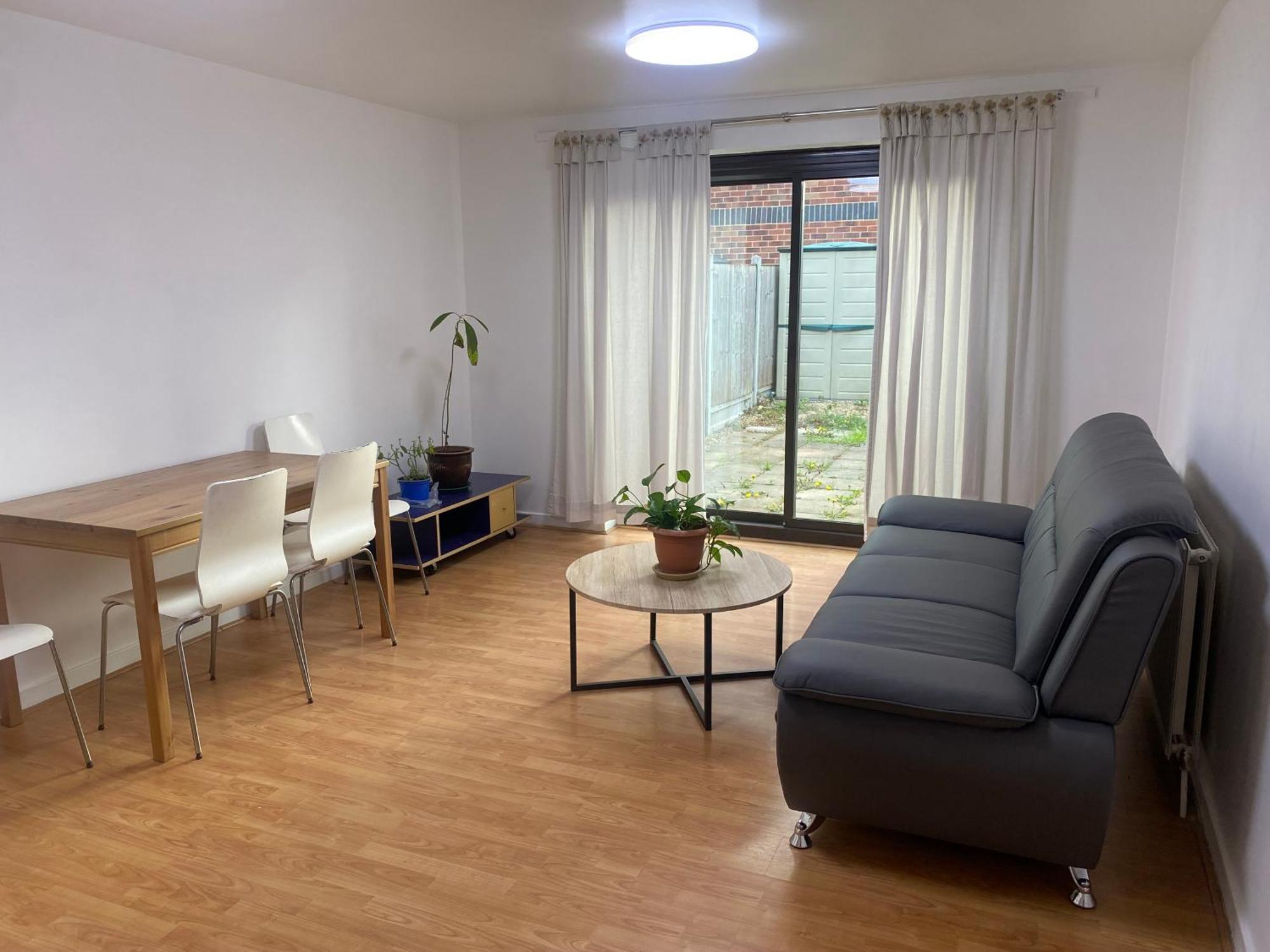 10a Saint Marys Road *