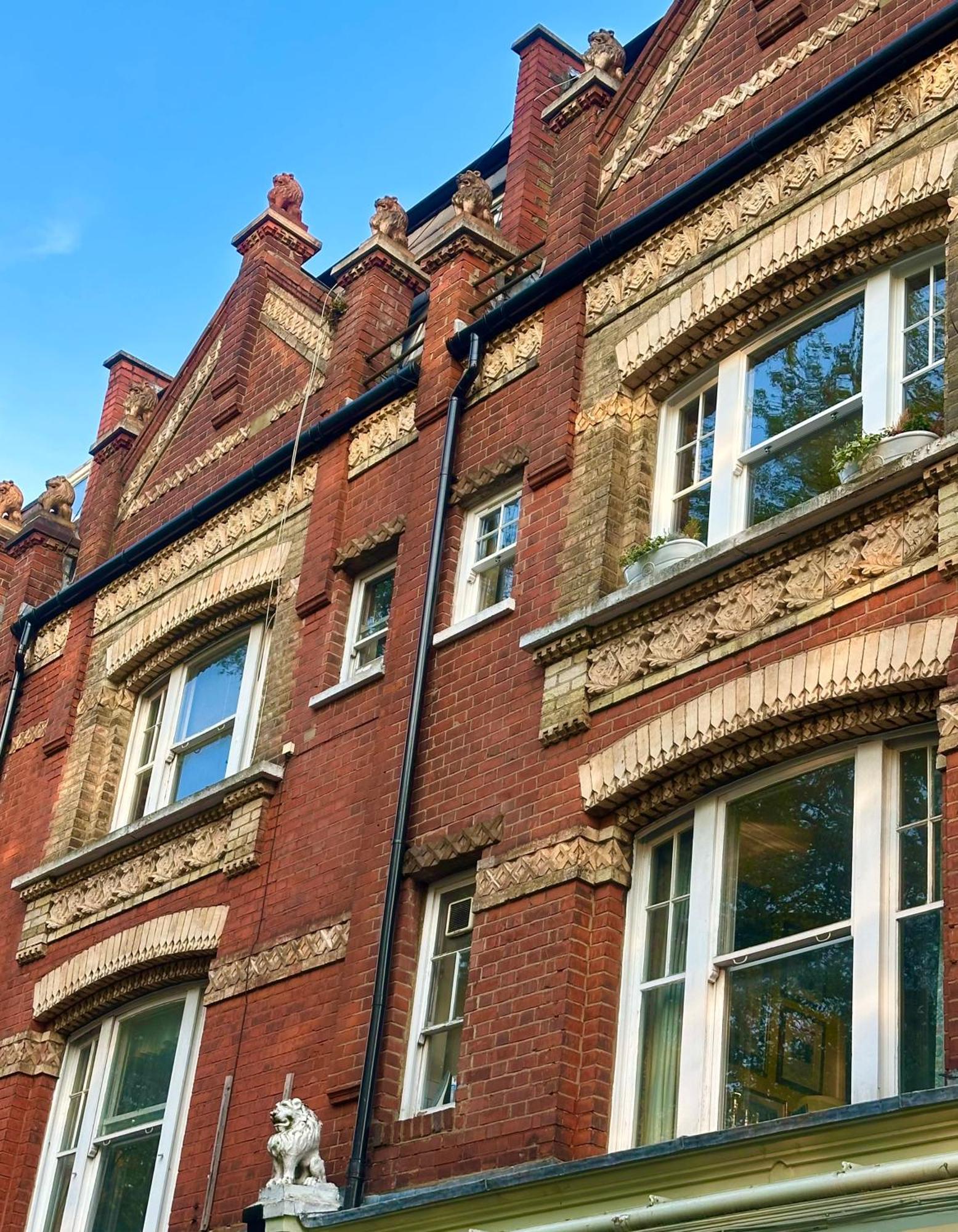 1 Bedroom Flat In Fulham