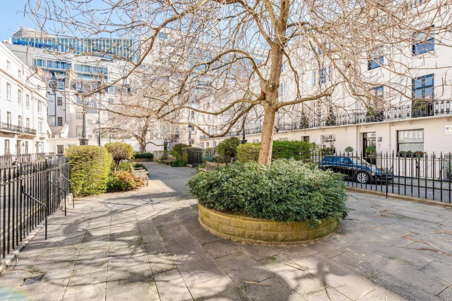 Private 2 Bed Cosy By Royal Palace *
