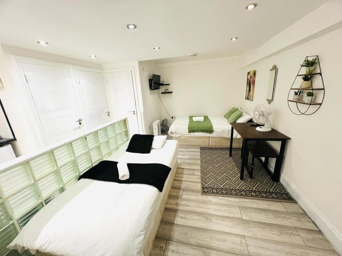 Apartment Flat In