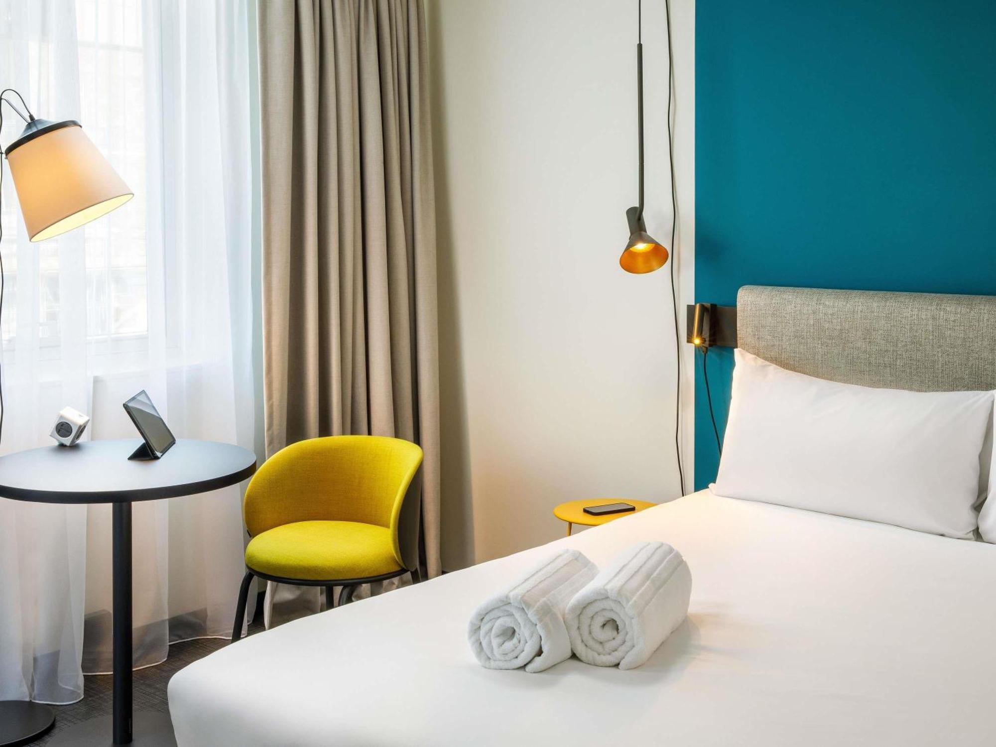 Ibis Greenwich Hotel 3*