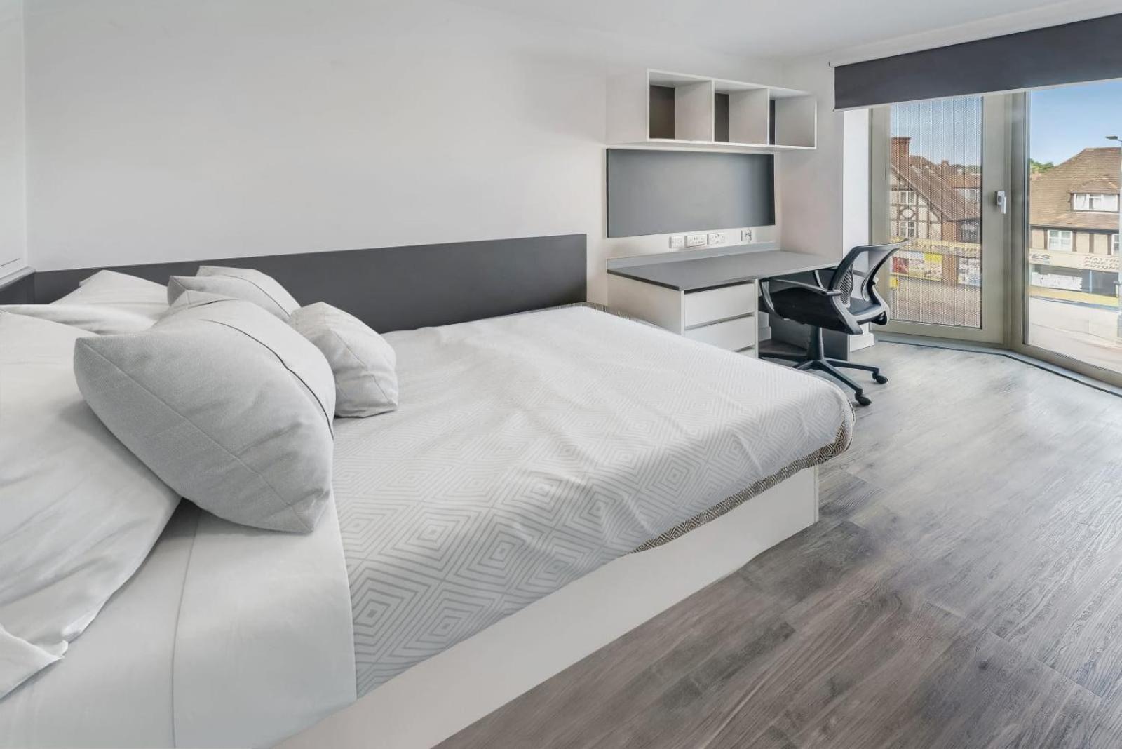Apartment For Students Only At Chapter White In *