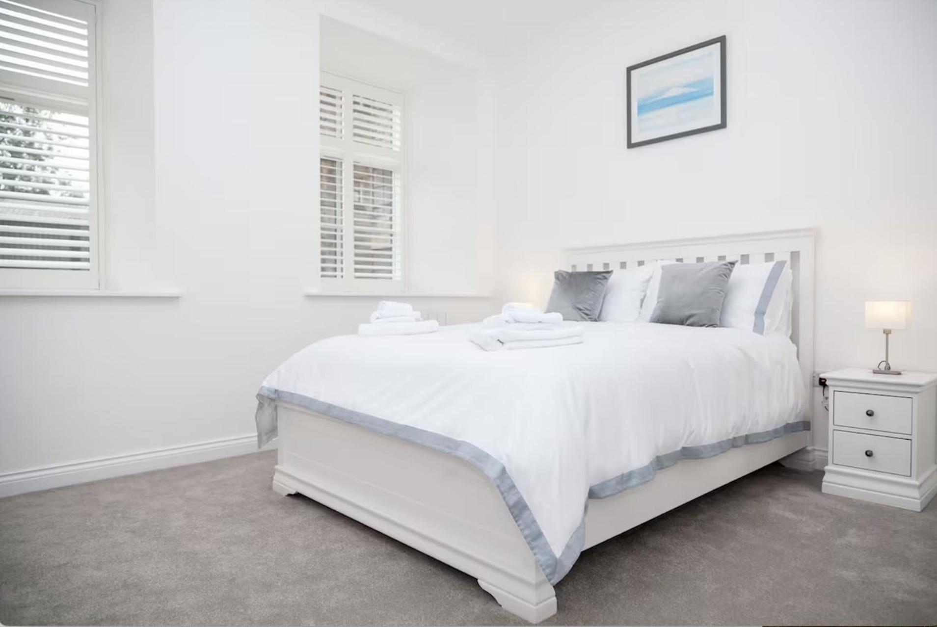 Newly Renovated 2-Bed, 2-Bath Edwardian Home In Paddington, Just Mins Walk To Hyde Park, Lancaster Gate, Kensington Gardens, Little Venice, And The West End, Zone 1 Londres