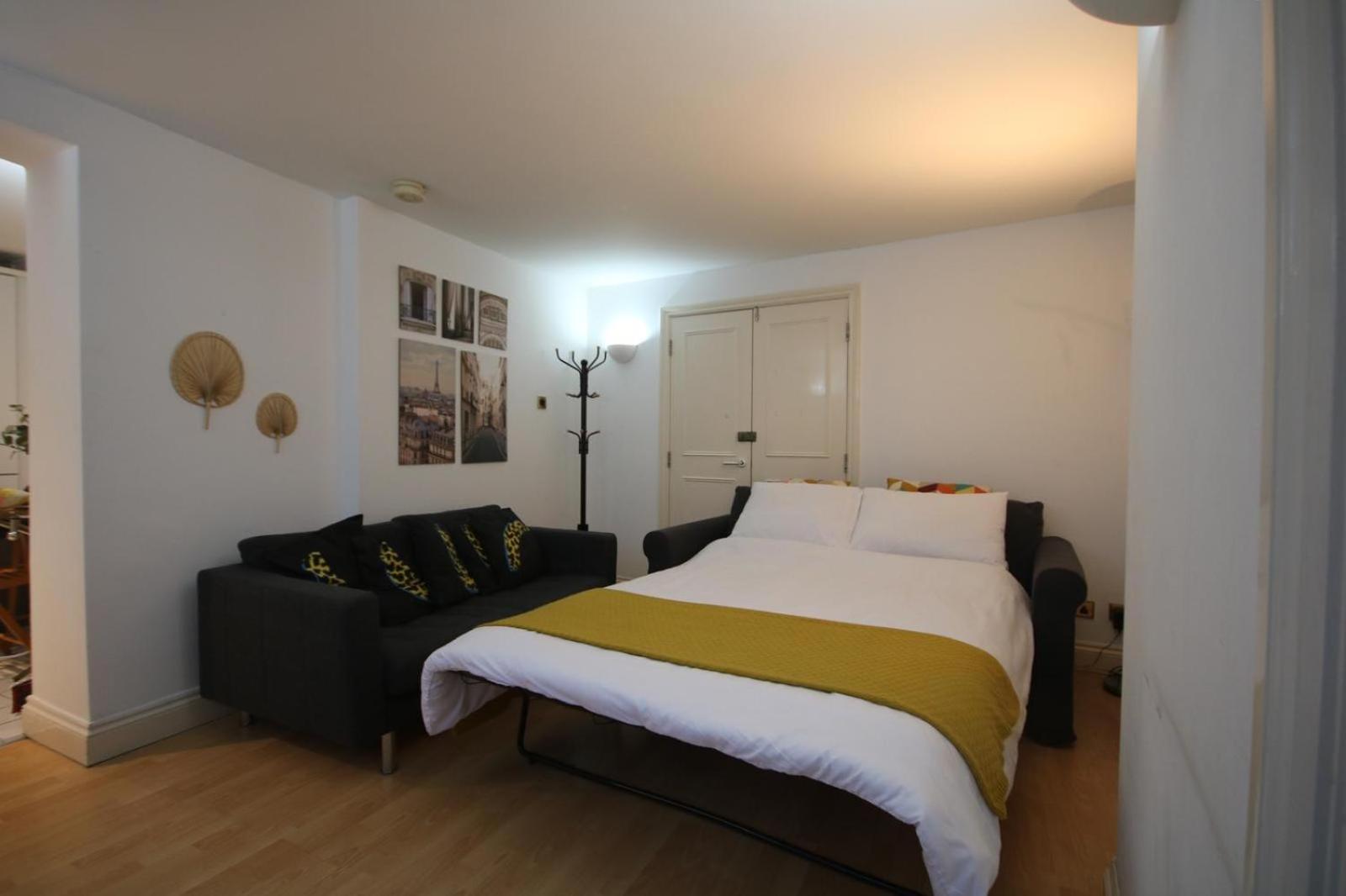 1-bed Flat In Apartment