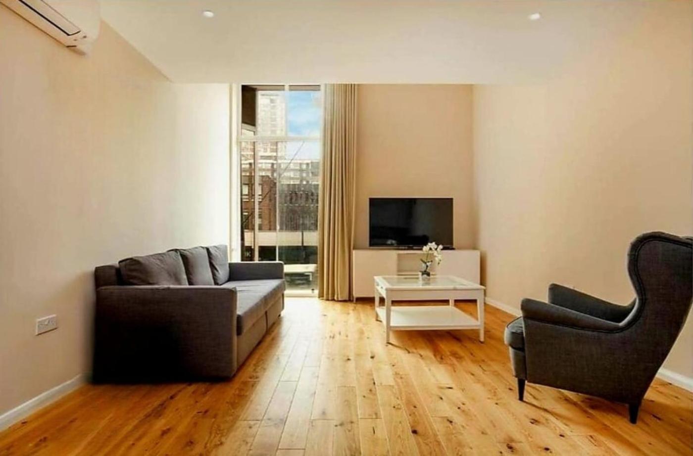 Traveleraddress - Crawford Place *