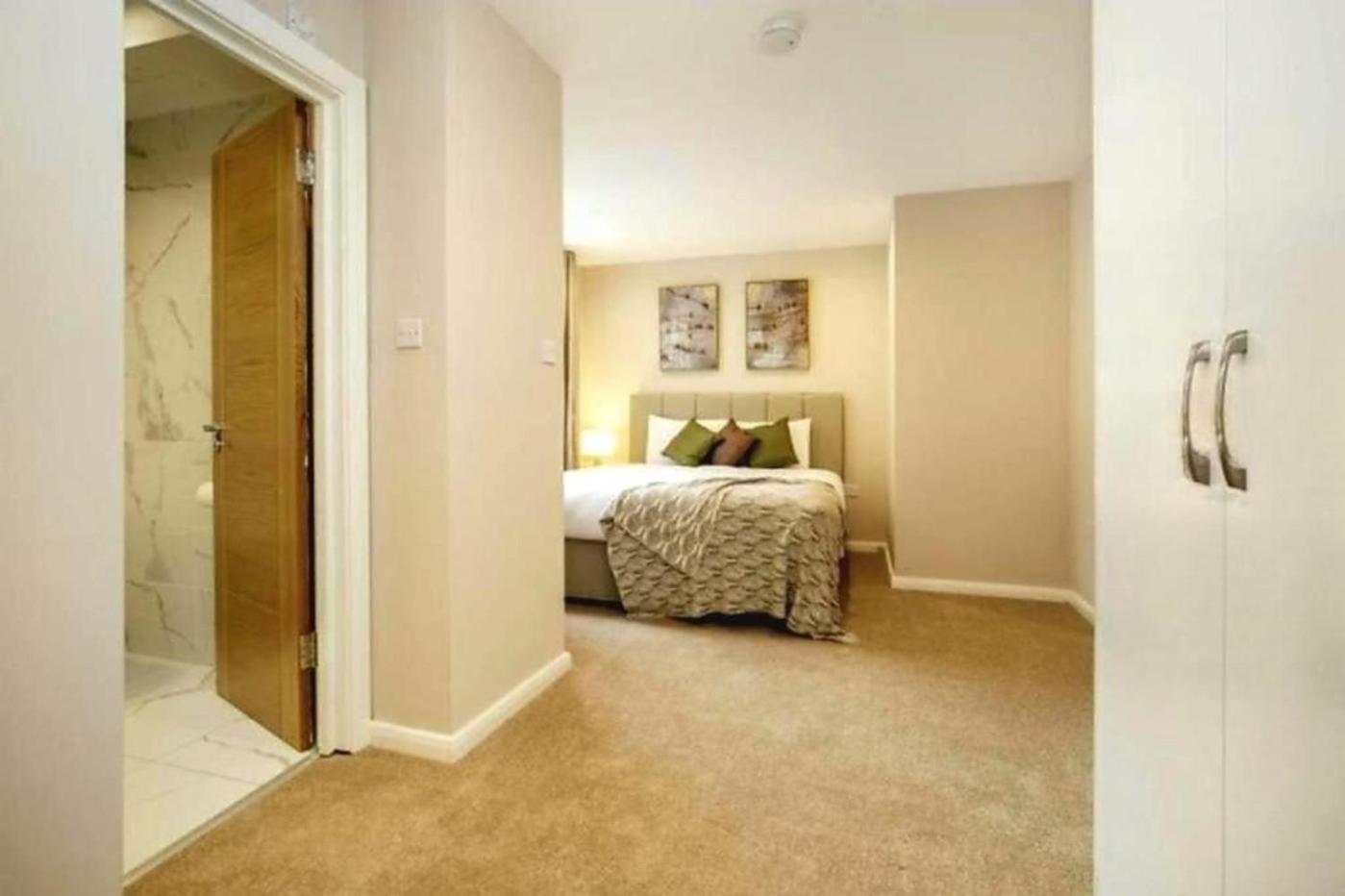 Traveleraddress - Crawford Place Apartment *