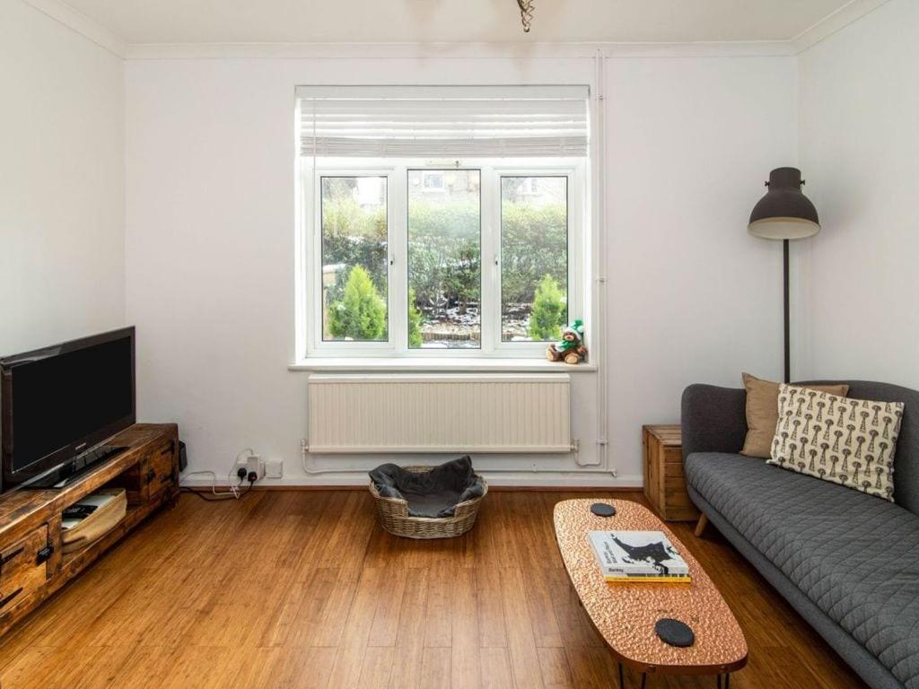Modern 2-bedroom In Bromley Apartment *