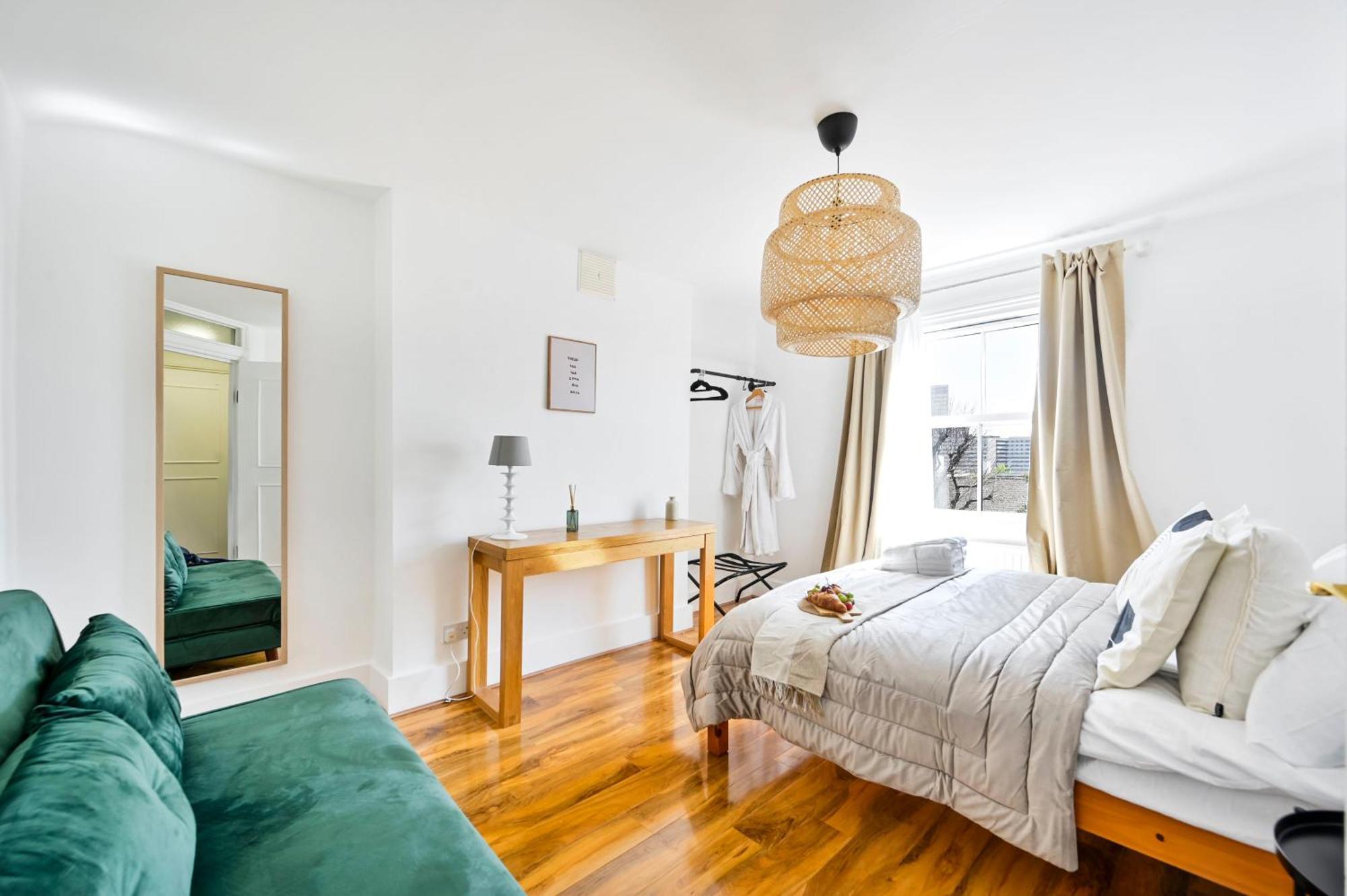 Kings Cross Apartment London