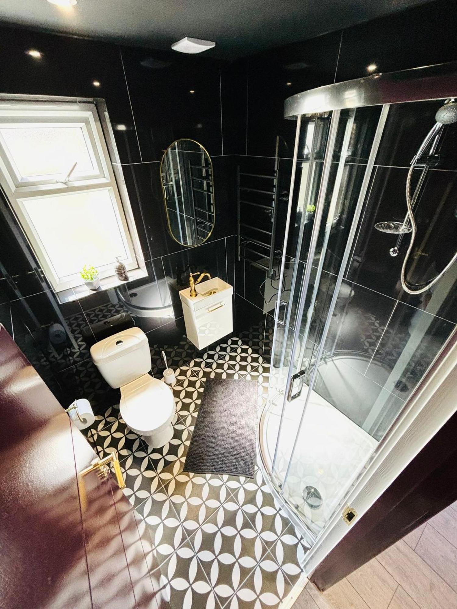 Etta's House - No 31 - A Cozy Urban Escape Apartment *