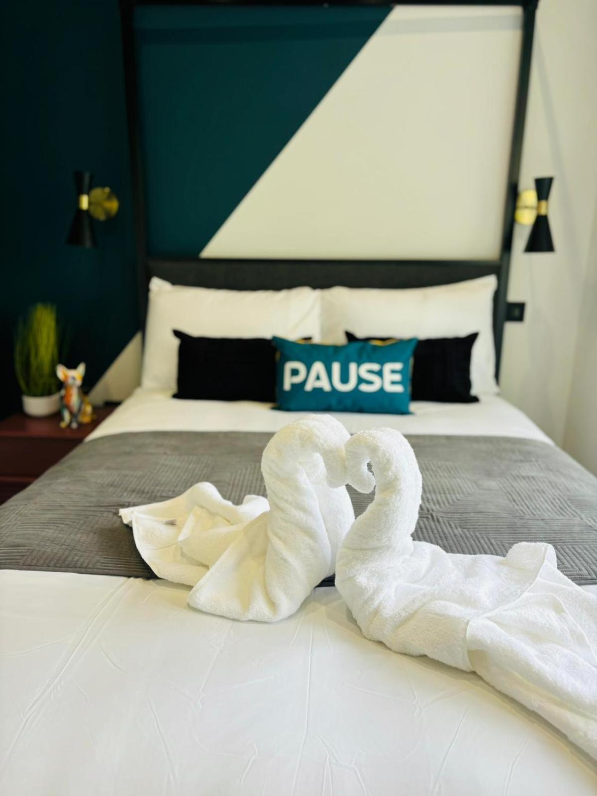 Etta's House - No 31 - A Cozy Urban Escape *