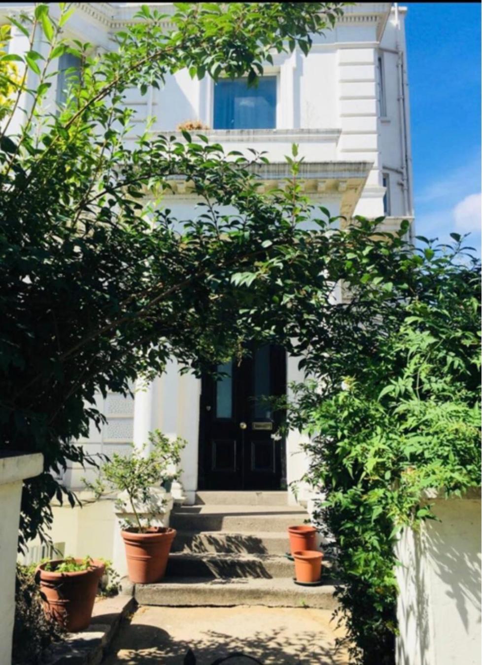 Fabulous In The Heart Of Kensington Apartment London