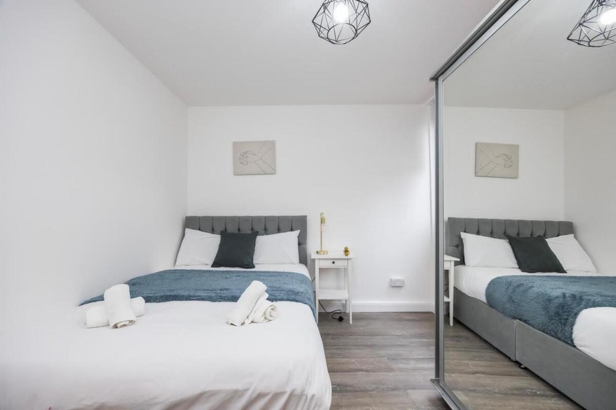 Comfortable 2br Battersea Steps To Clapham St Apartment