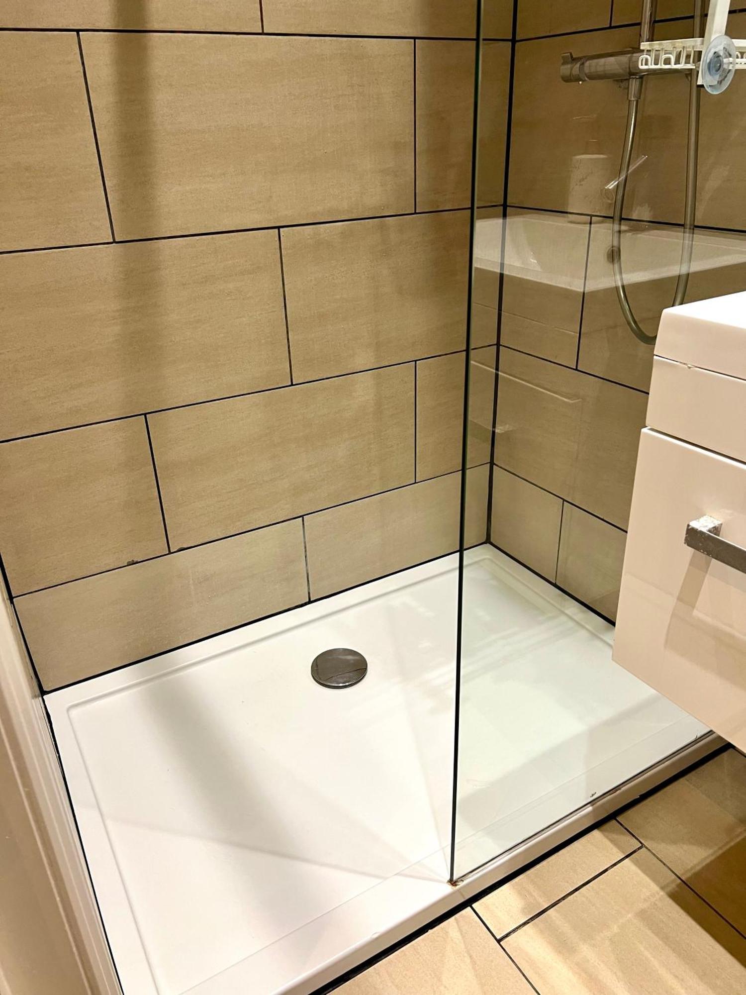1 Bedroom Flat In London-camden Town Station Apartment London